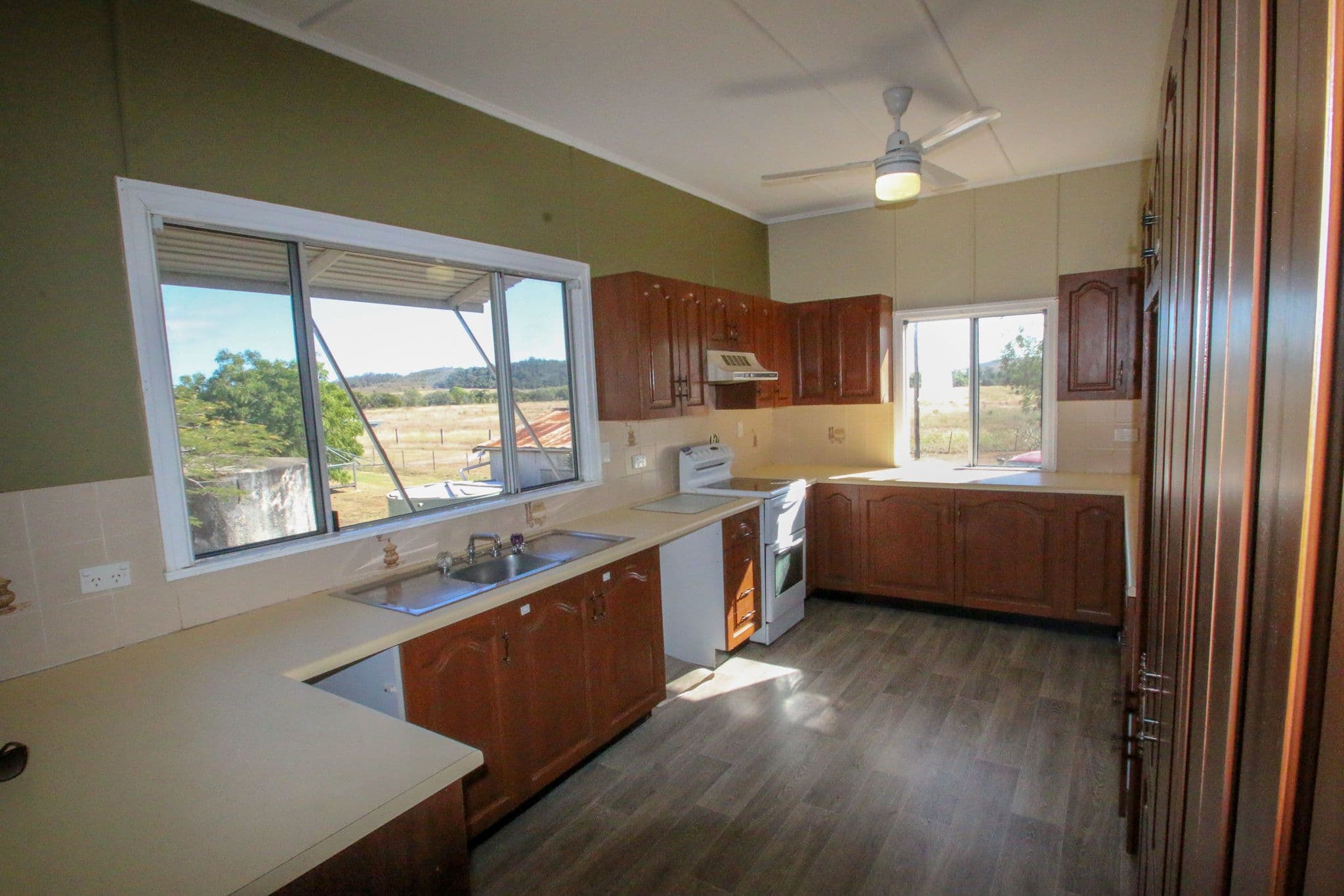 670 Hourigan Creek Road, Raglan QLD 4697, Raglan - Thumbnail 5