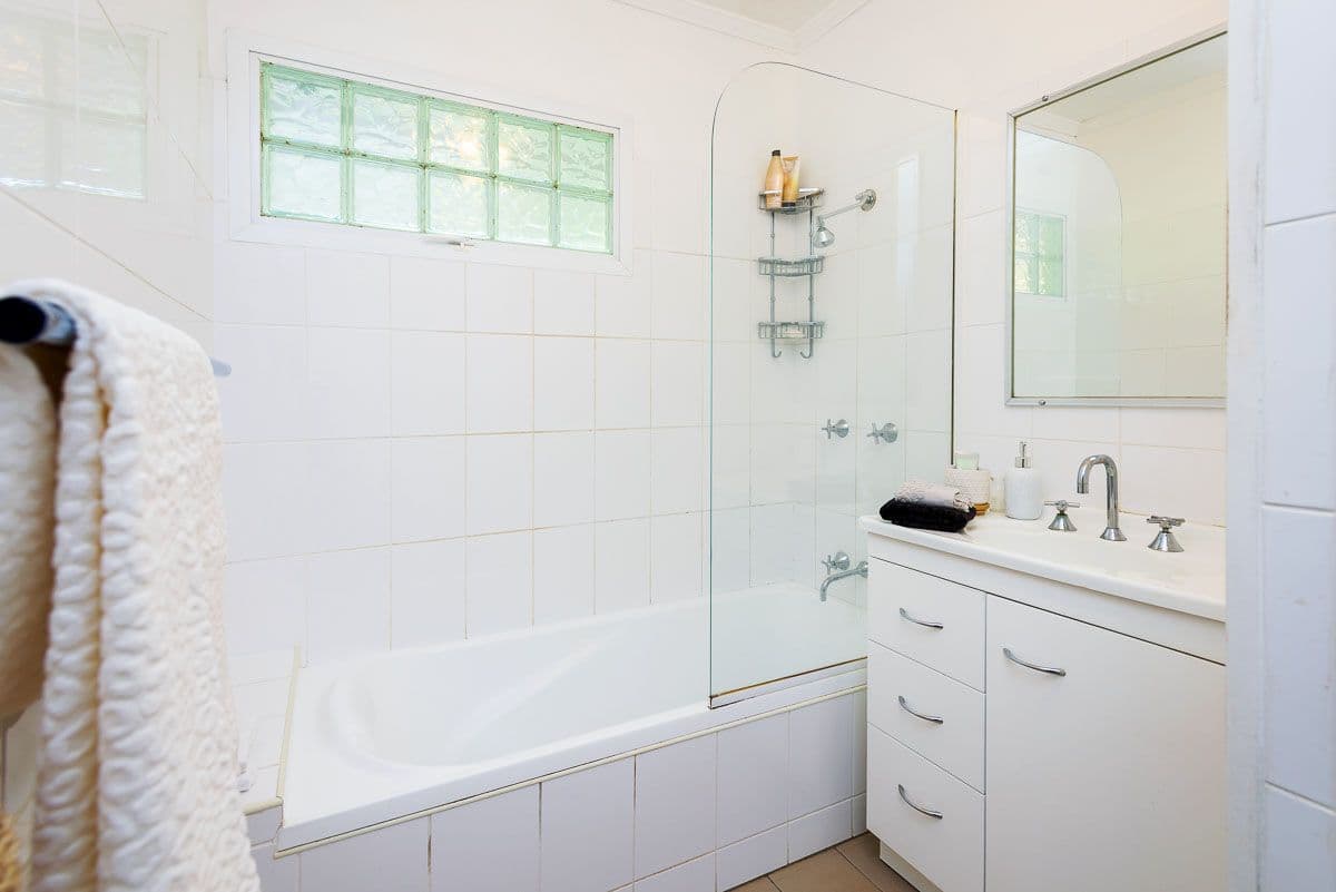 4 Casmaria Street, Mansfield QLD 4122, Mansfield - Thumbnail 8