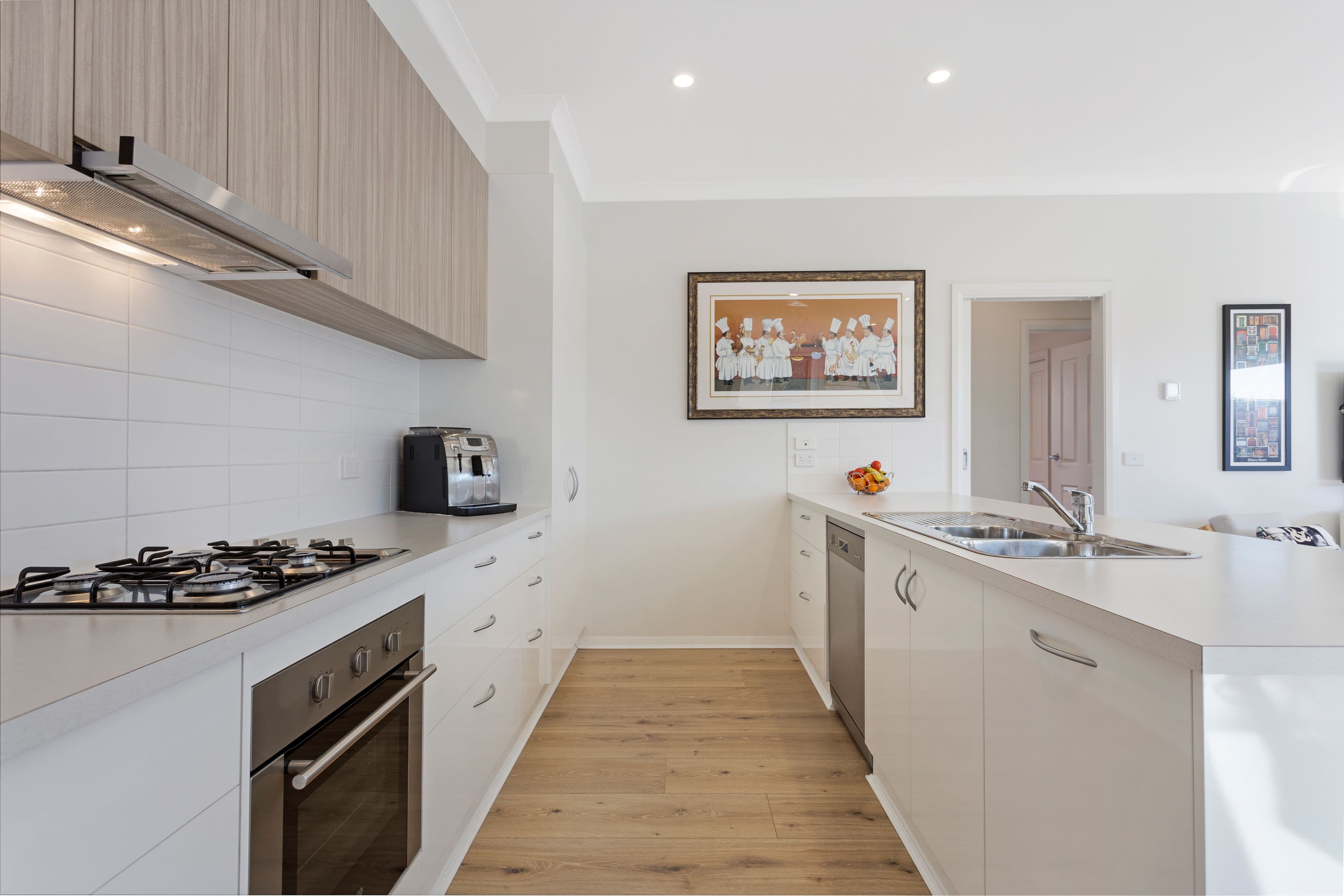 2/808 Barkly Street, Mount Pleasant  Victoria  3350, Australia, Mount Pleasant - Thumbnail 4