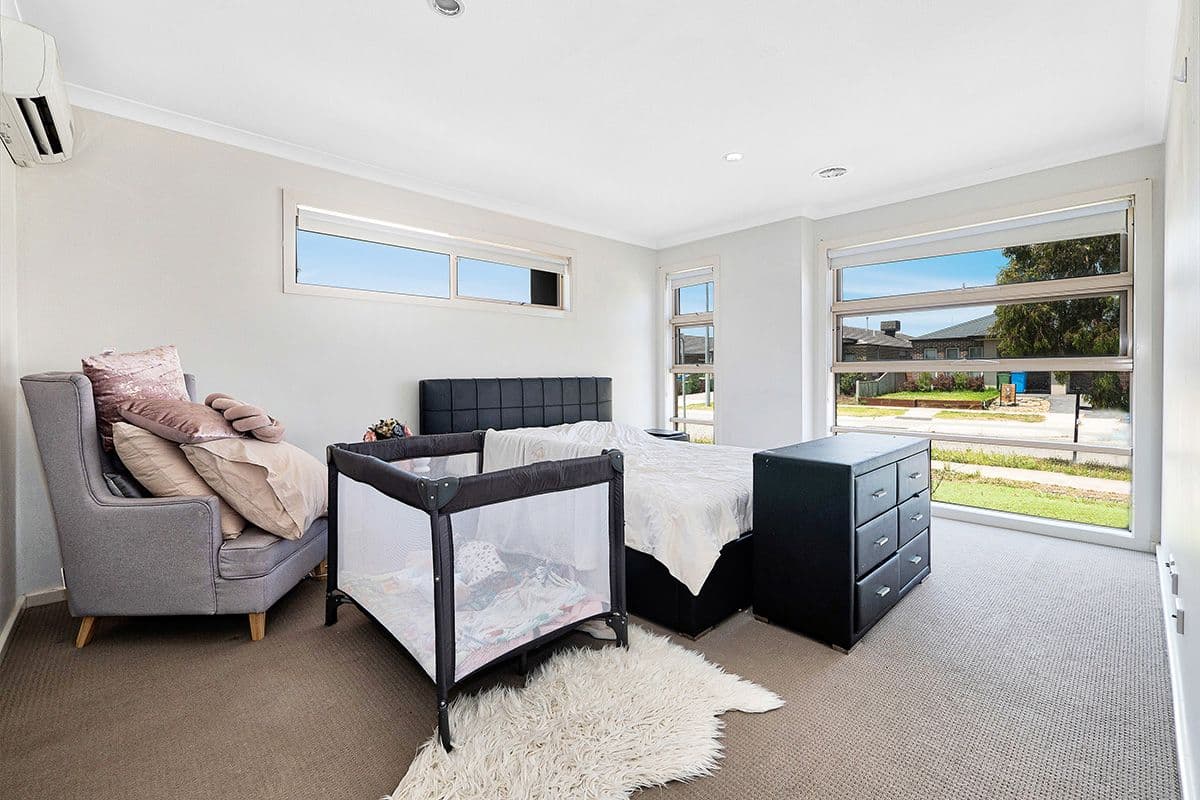 56 Brocker Street, Clyde North VIC 3978, Clyde North - Thumbnail 2