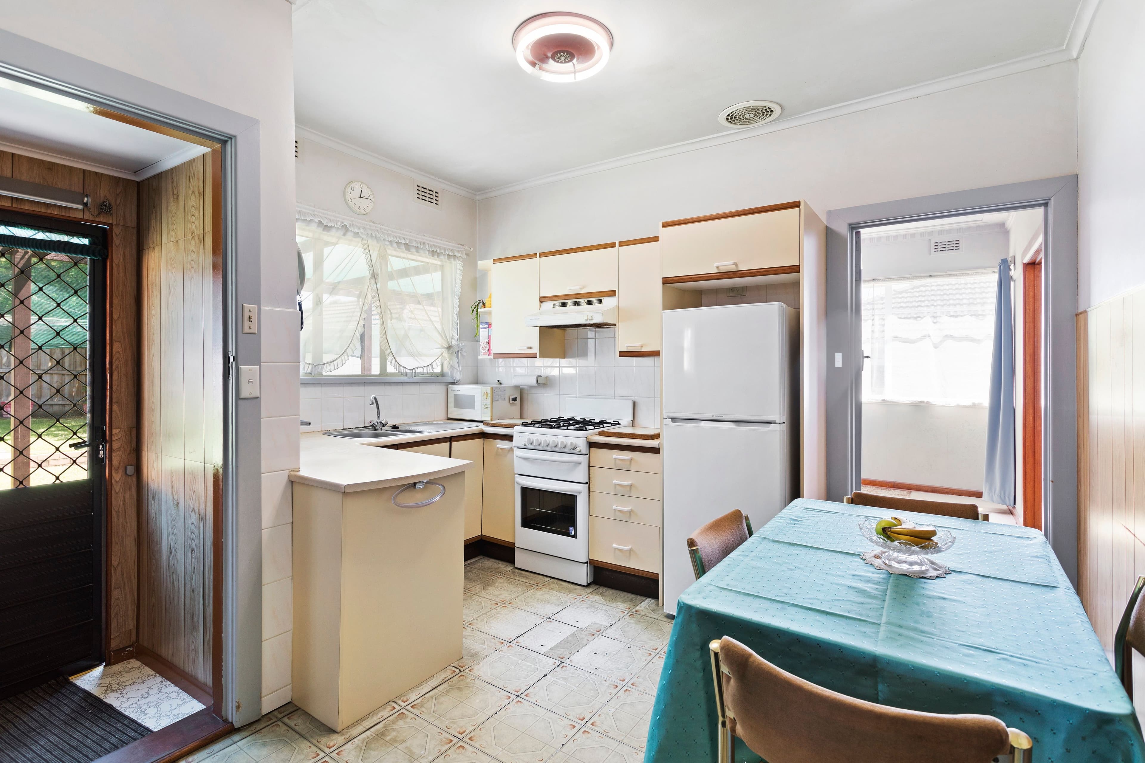 13 Manton Street, Heidelberg VIC 3084, Heidelberg - Thumbnail 4