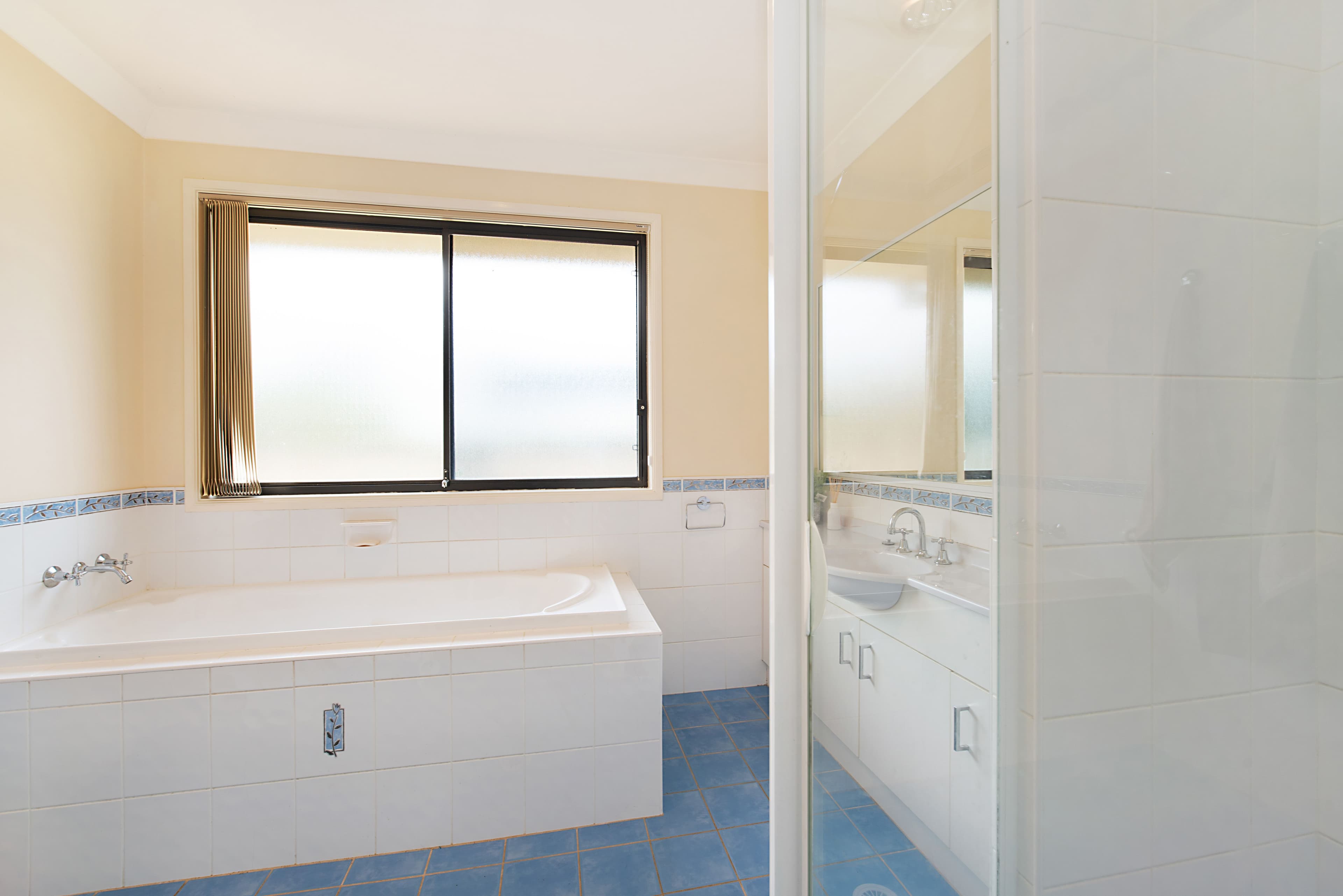 6 Crown Close, Rutherford - Thumbnail 7