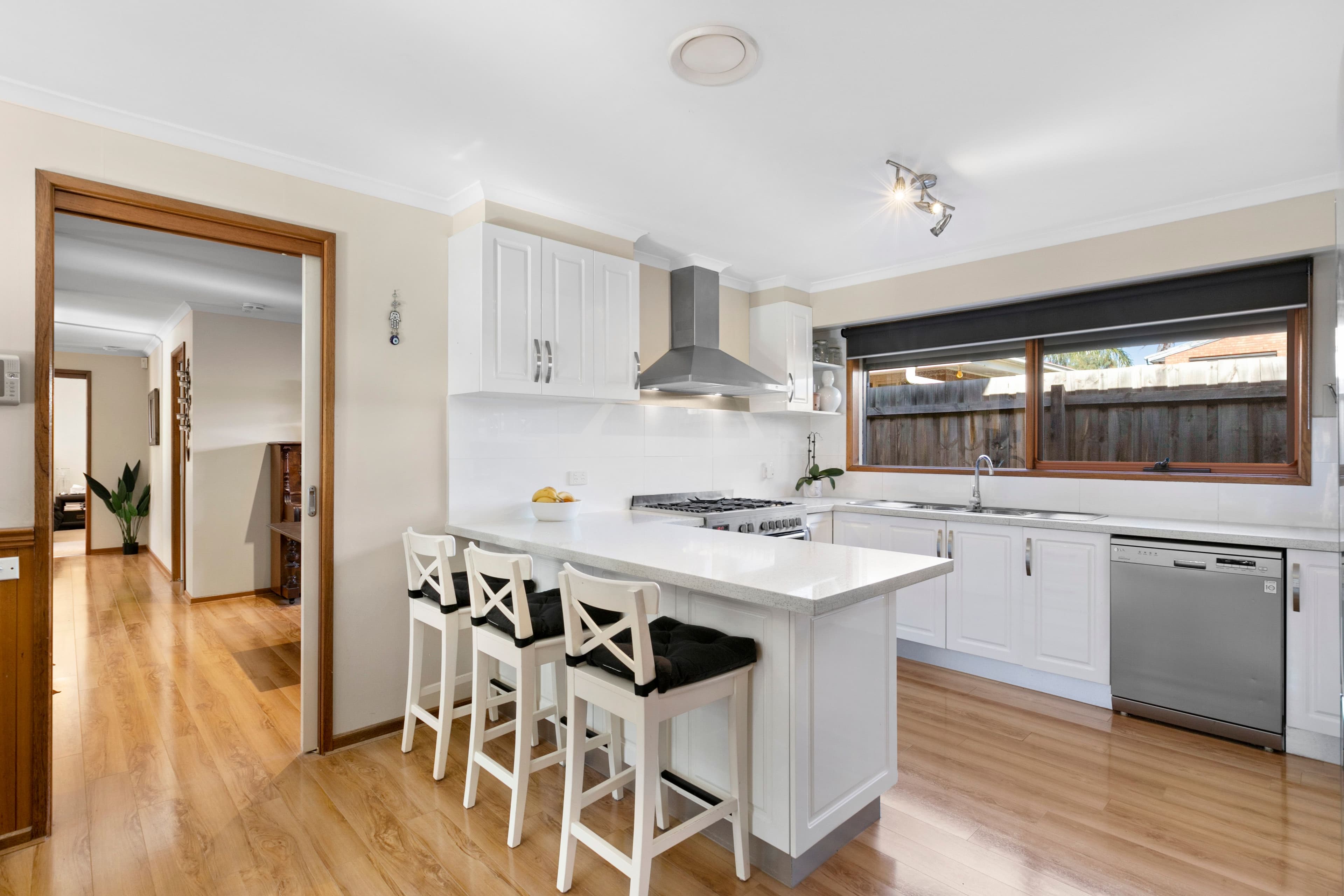 4 Trawalla Street, Aspendale Gardens VIC 3195, Aspendale Gardens - Thumbnail 3