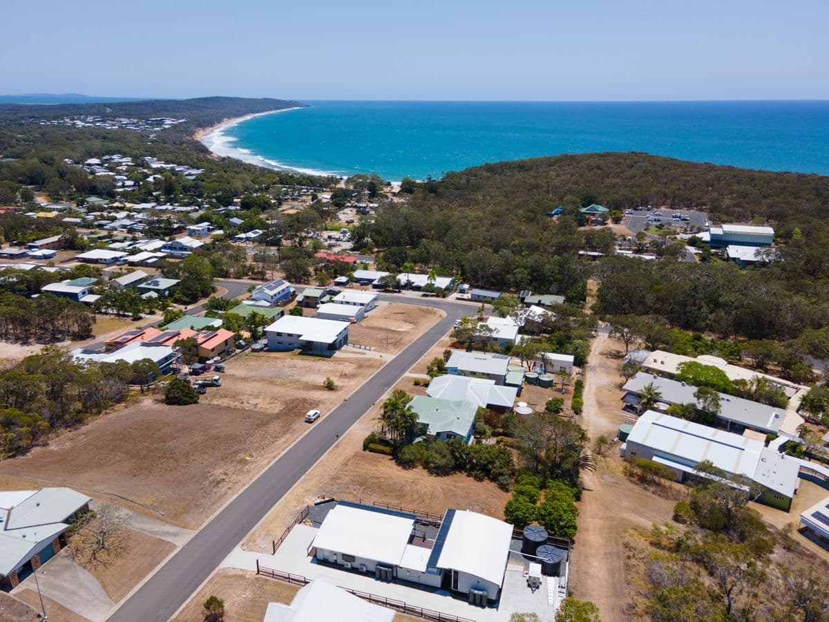 13 Bryant Street, Agnes Water QLD 4677, Agnes Water - Thumbnail 3