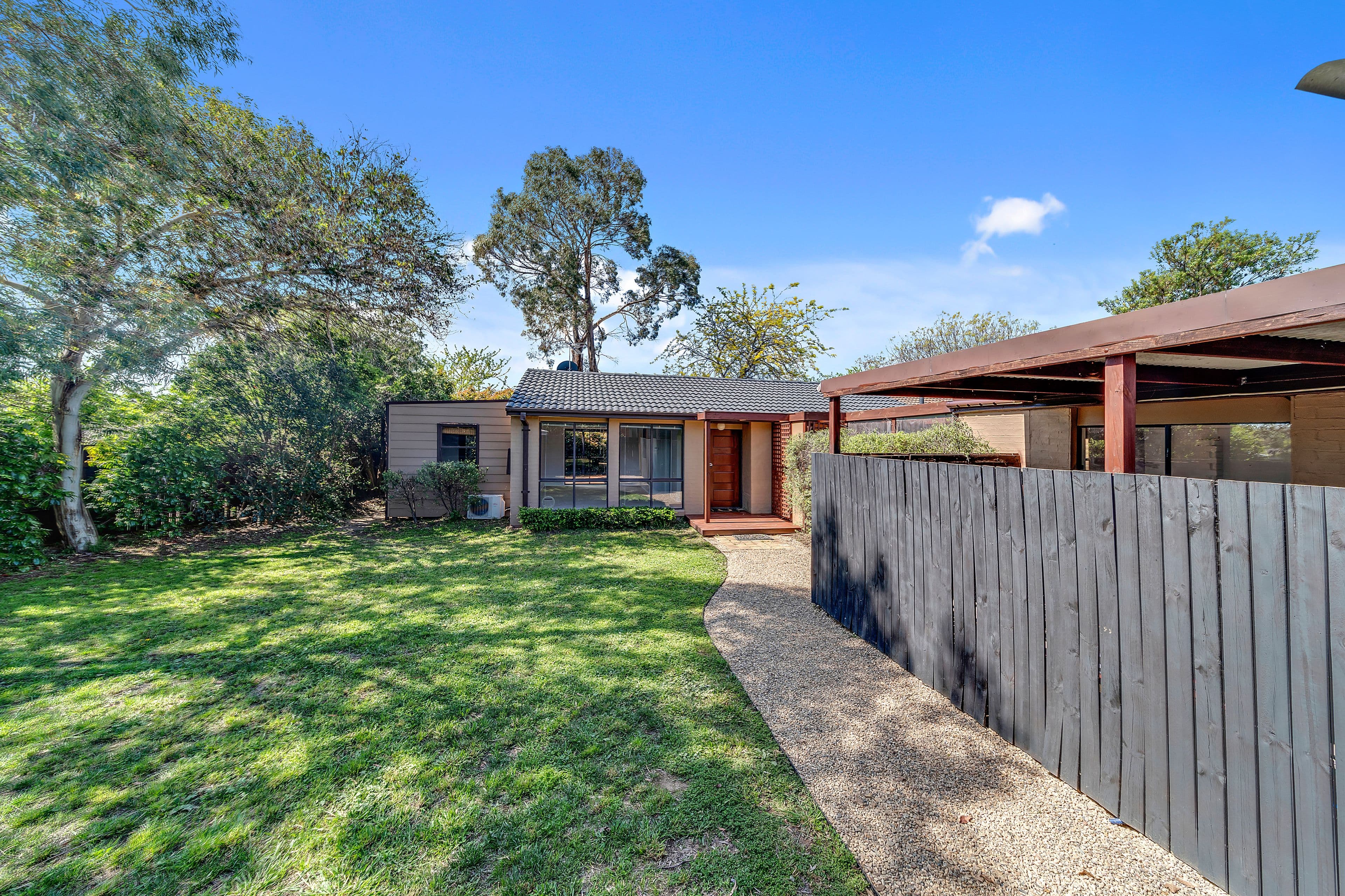 1 Spry Place, Florey ACT 2615, Florey - Thumbnail 2