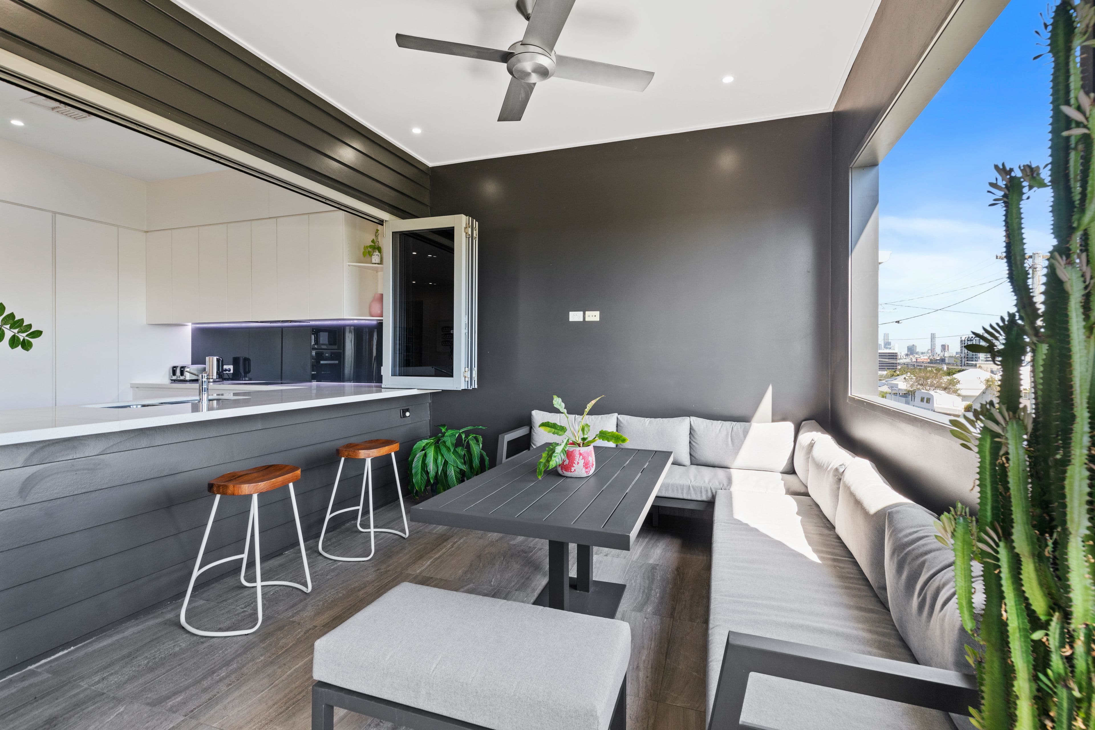 27 Hunter Street, Wooloowin QLD 4030, Wooloowin - Thumbnail 2