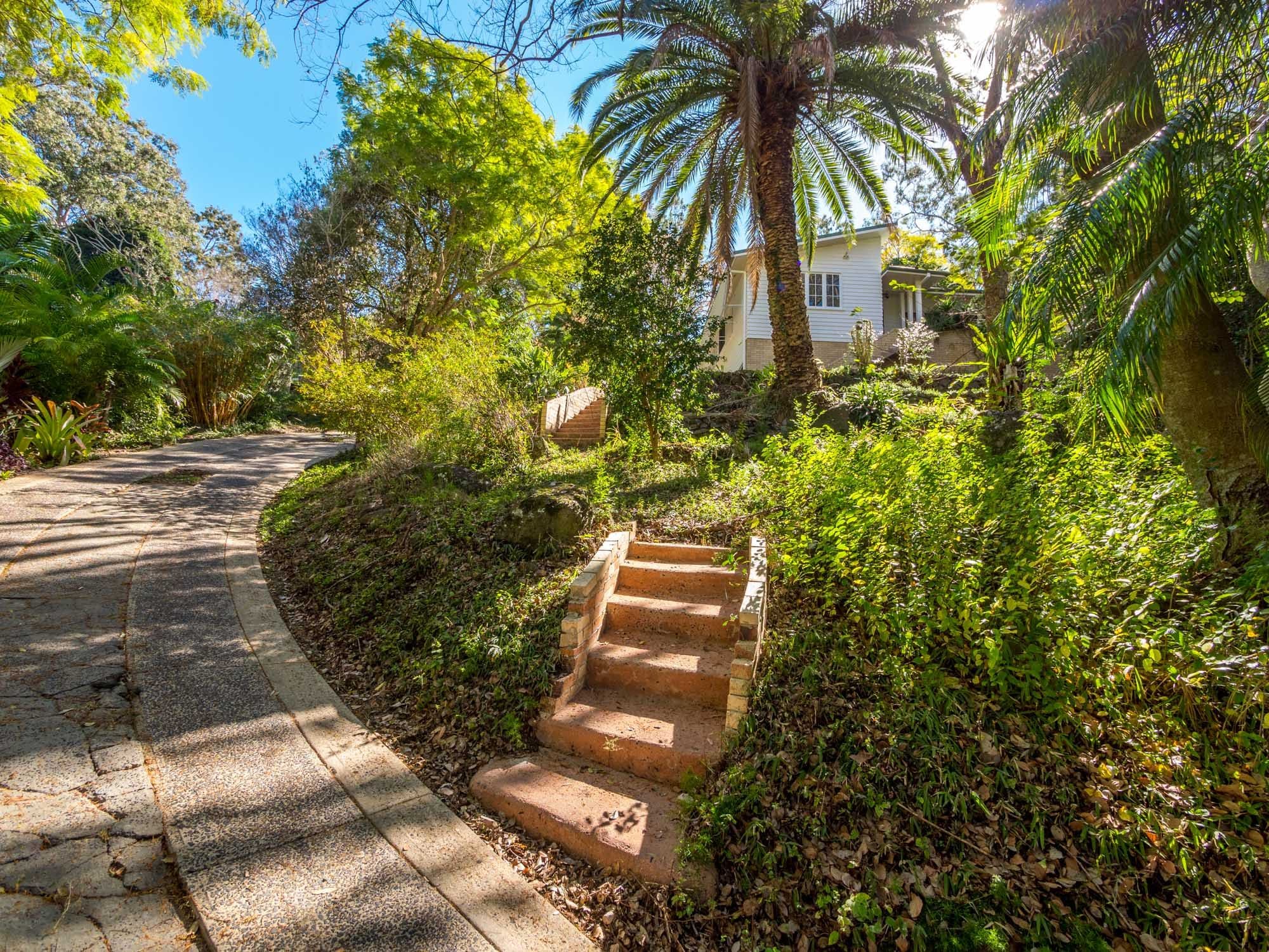 2 Showview Street, Girards Hill - Image 1