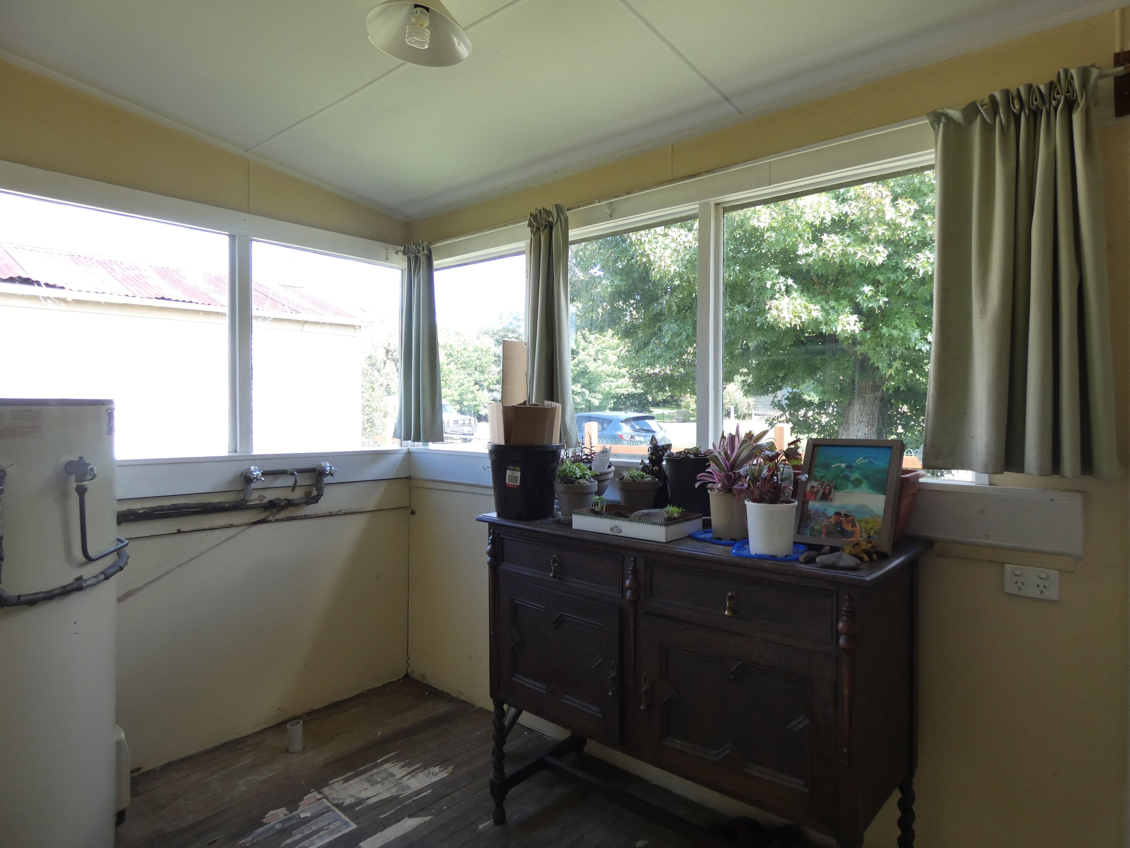 31 Ebor Street, Ebor - Thumbnail 3