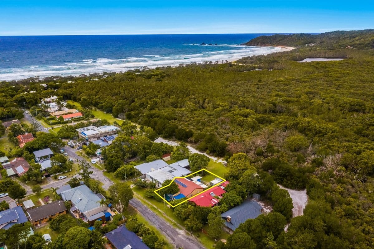 6 Macgregor Street, Suffolk Park NSW 2481, Suffolk Park - Image 1