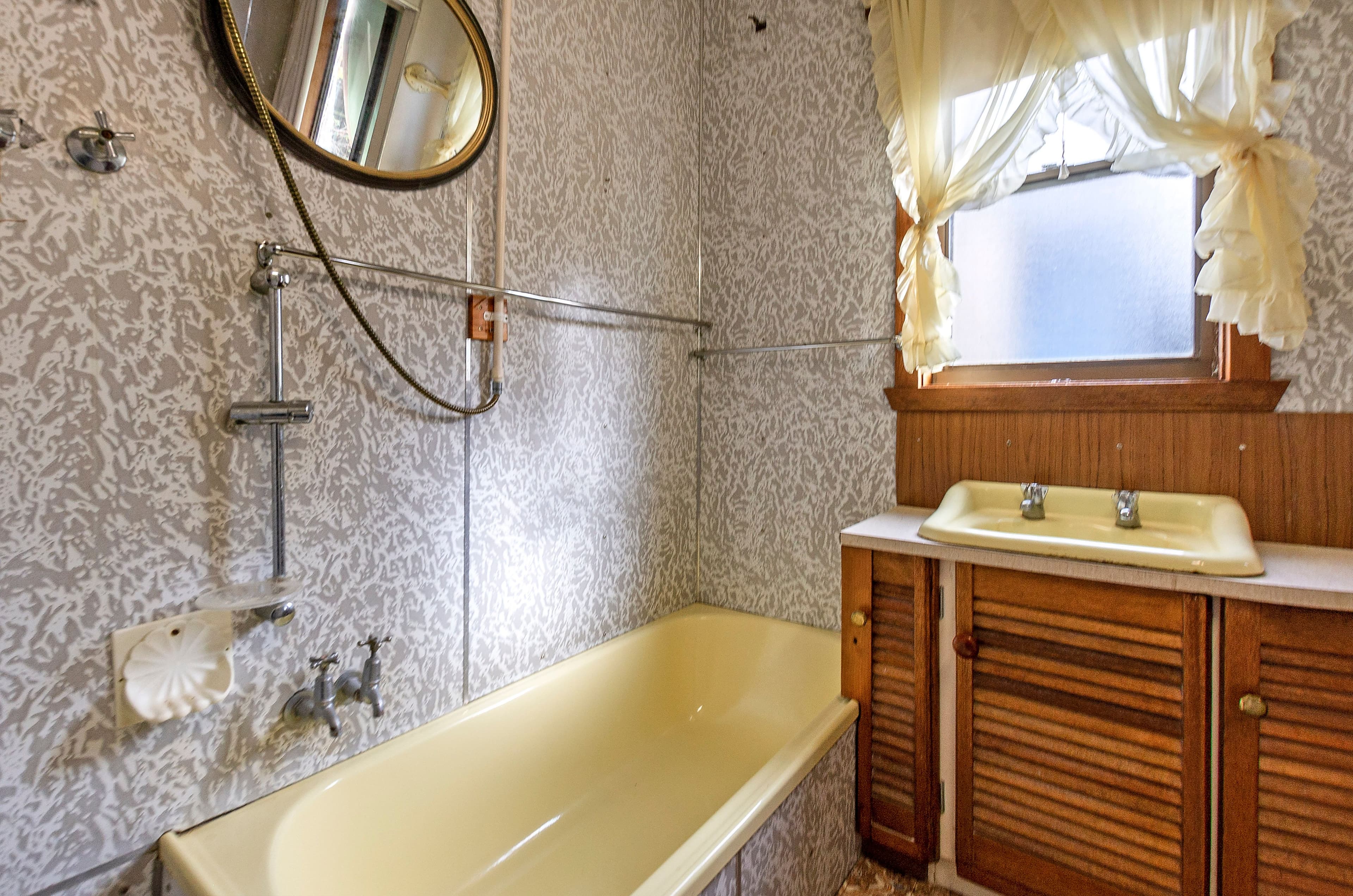 17 Lindsay Street, Dennington VIC 3280, Dennington - Thumbnail 6