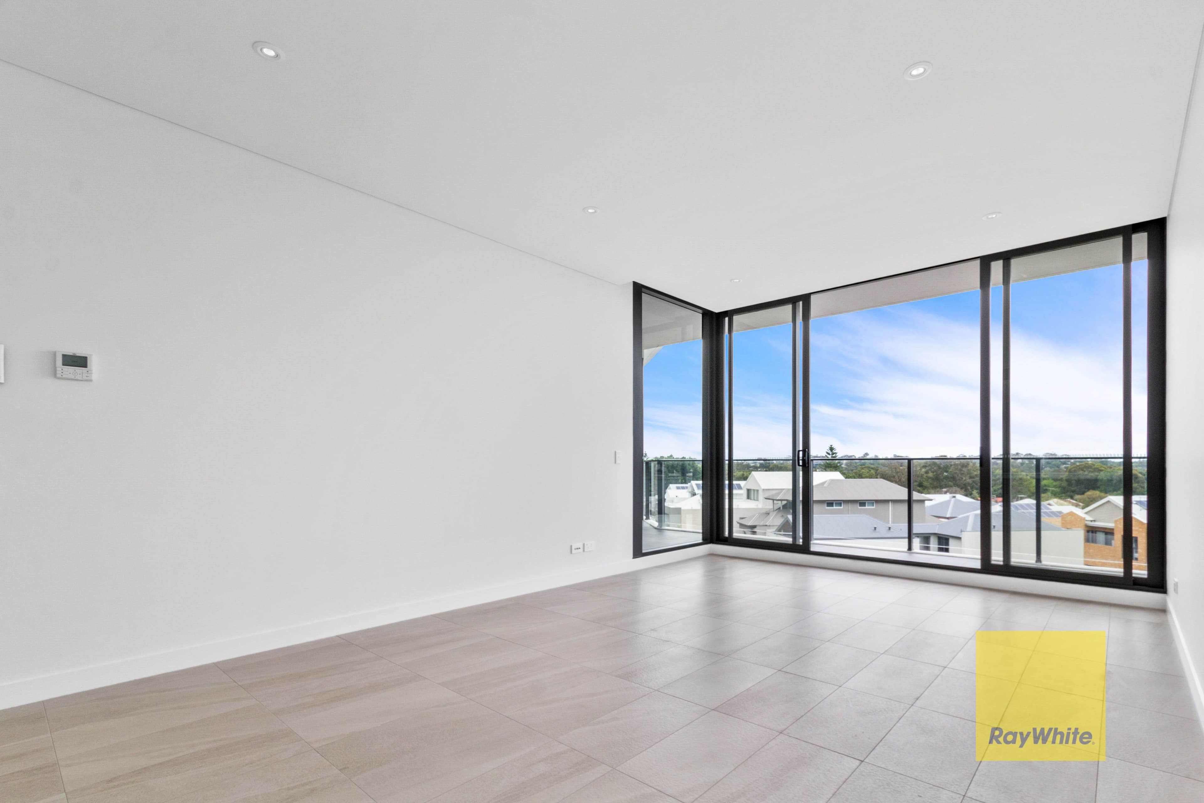 318/1 Kyle Way, Claremont WA 6010, Claremont - Thumbnail 5