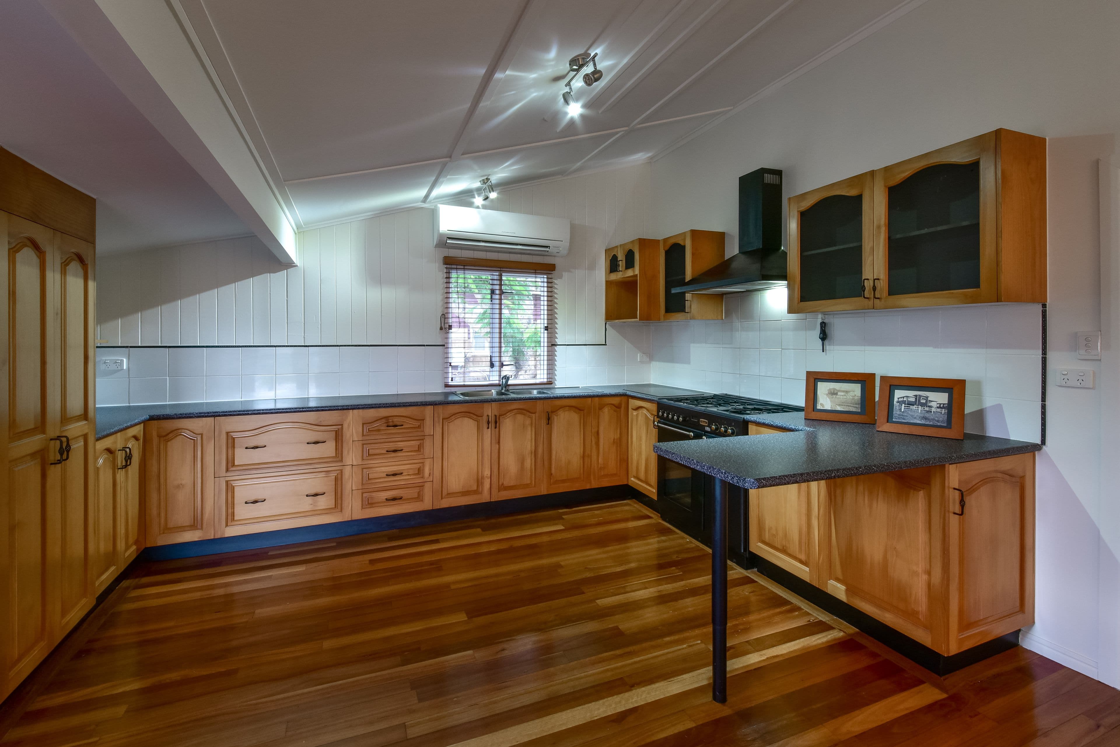 12 Smith Street, Proserpine QLD 4800, Proserpine - Thumbnail 3