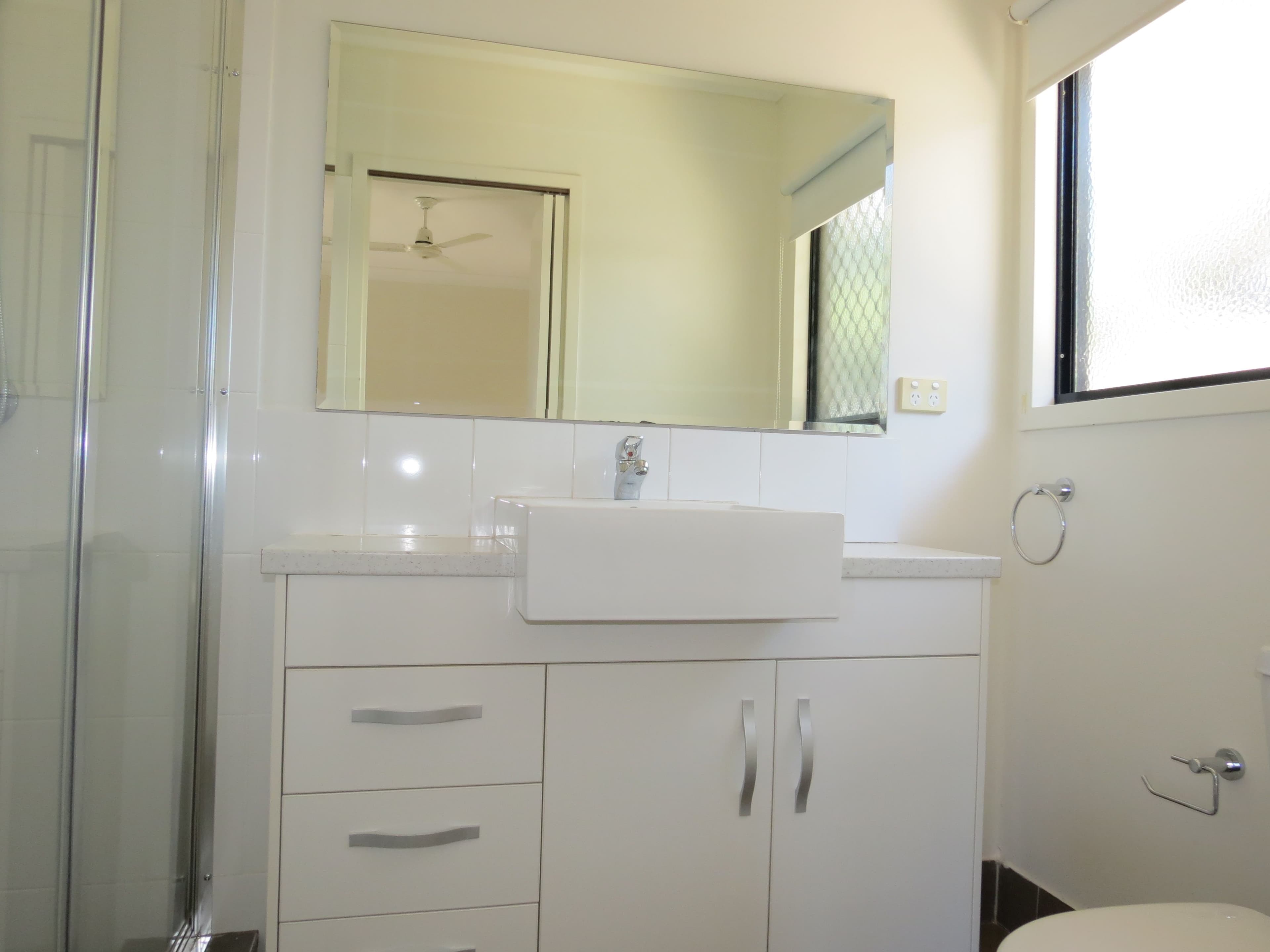 2 Siobhan Court, Emerald QLD 4720, Emerald - Thumbnail 8