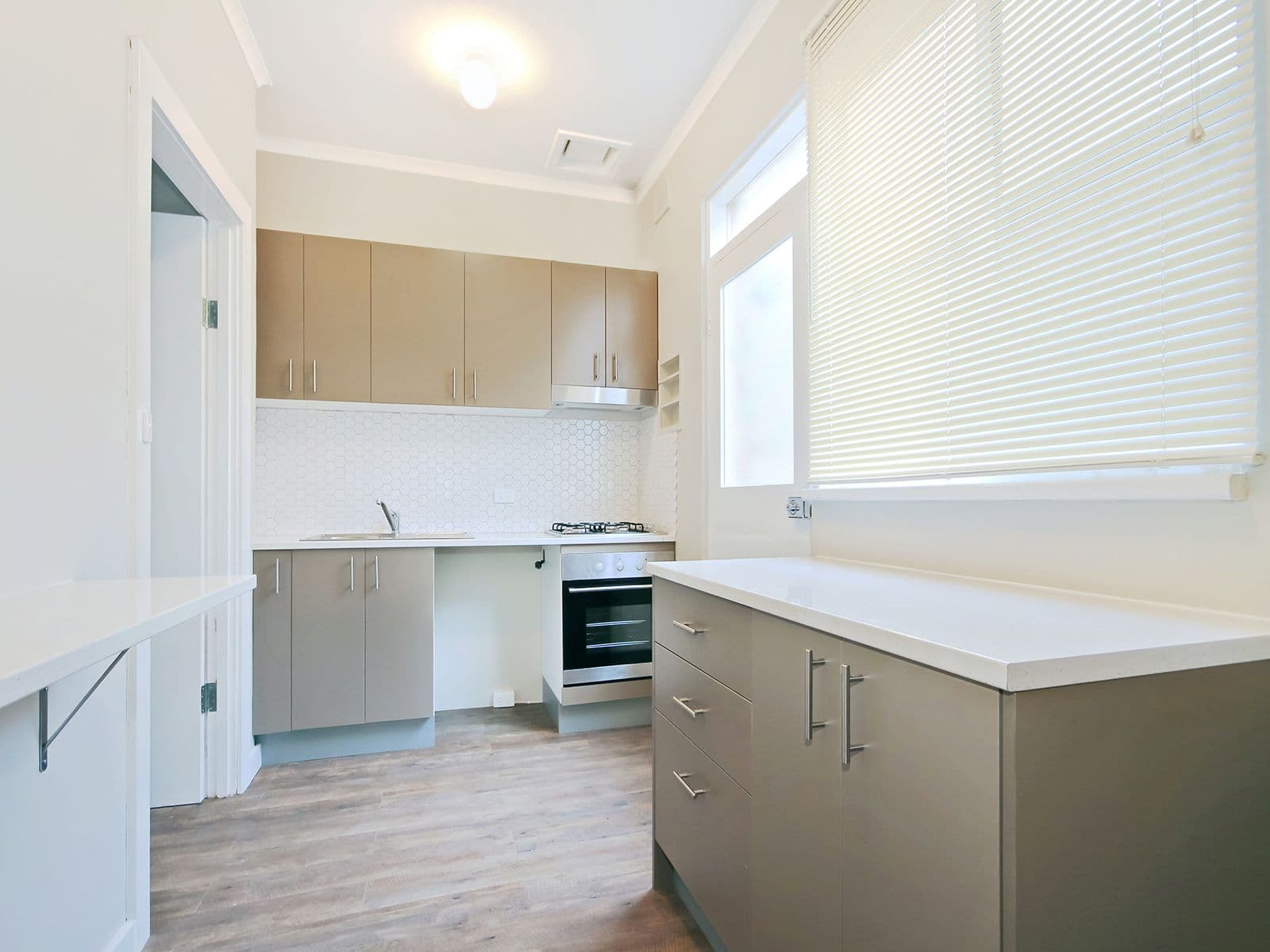 2/302A Goodwood Road, Clarence Park SA 5034, Clarence Park - Image 1