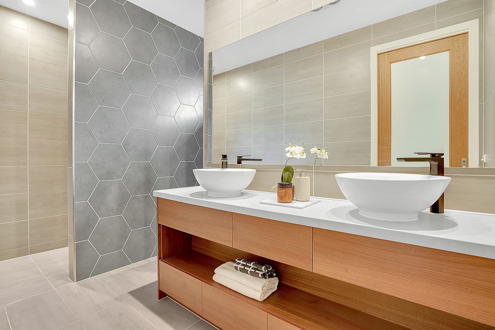 22 Euphoria Street, Craigieburn VIC 3064, Craigieburn - Thumbnail 5