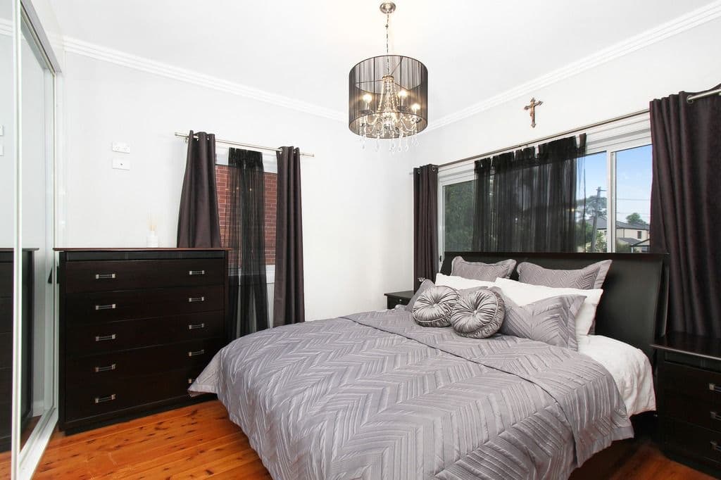 8 Warne Crescent, Beverly Hills NSW 2209, Beverly Hills - Thumbnail 6