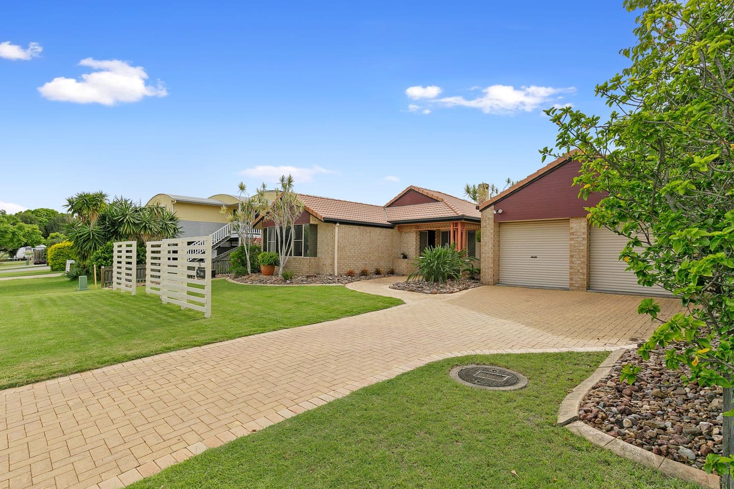 19 Oceanview Street, Point Vernon QLD 4655, Point Vernon - Thumbnail 4