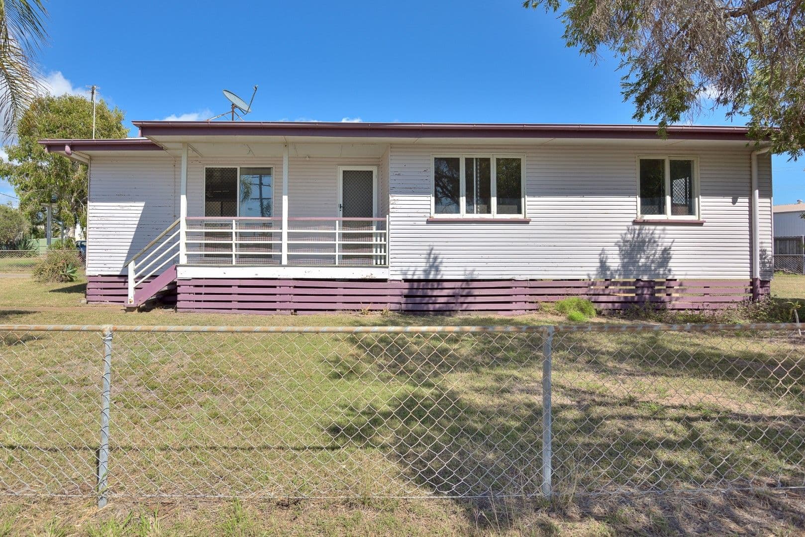 14 Kianga Street, Barney Point QLD 4680, Barney Point - Thumbnail 2