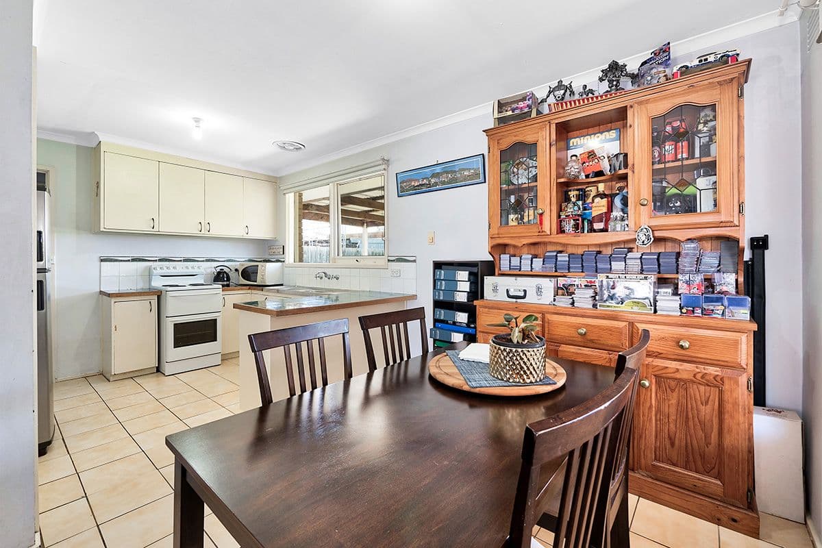 33 Fenfield Street, Cranbourne VIC 3977, Cranbourne - Thumbnail 5