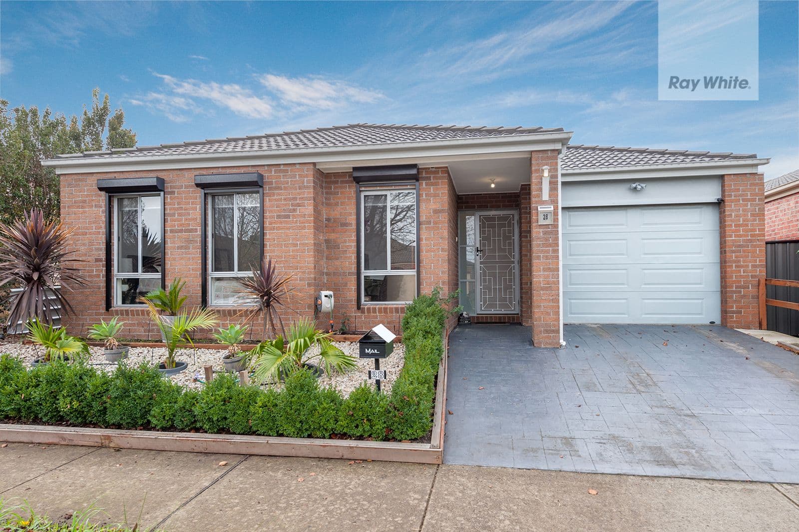 28 Greenham Avenue, Craigieburn VIC 3064, Craigieburn - Image 1