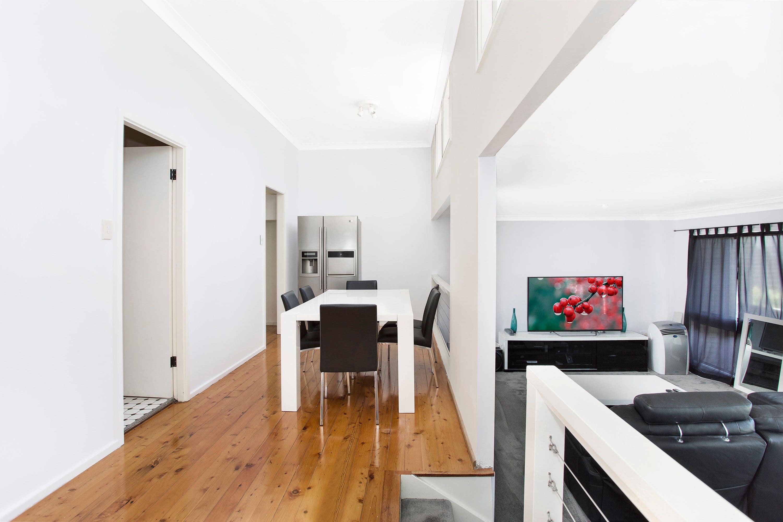 11 Cristina Avenue, Niagara Park - Thumbnail 2