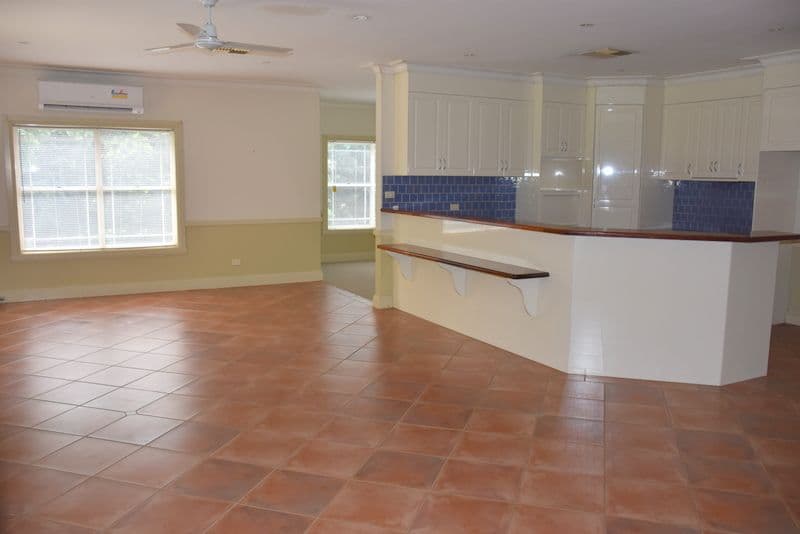 13 Callaille Avenue, Moree - Thumbnail 5