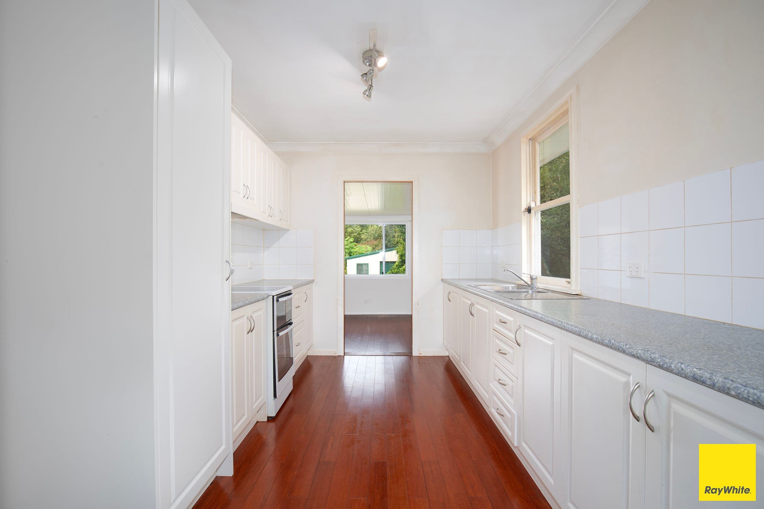 52 Kurrajong Street, Dorrigo NSW 2453, Dorrigo - Thumbnail 3