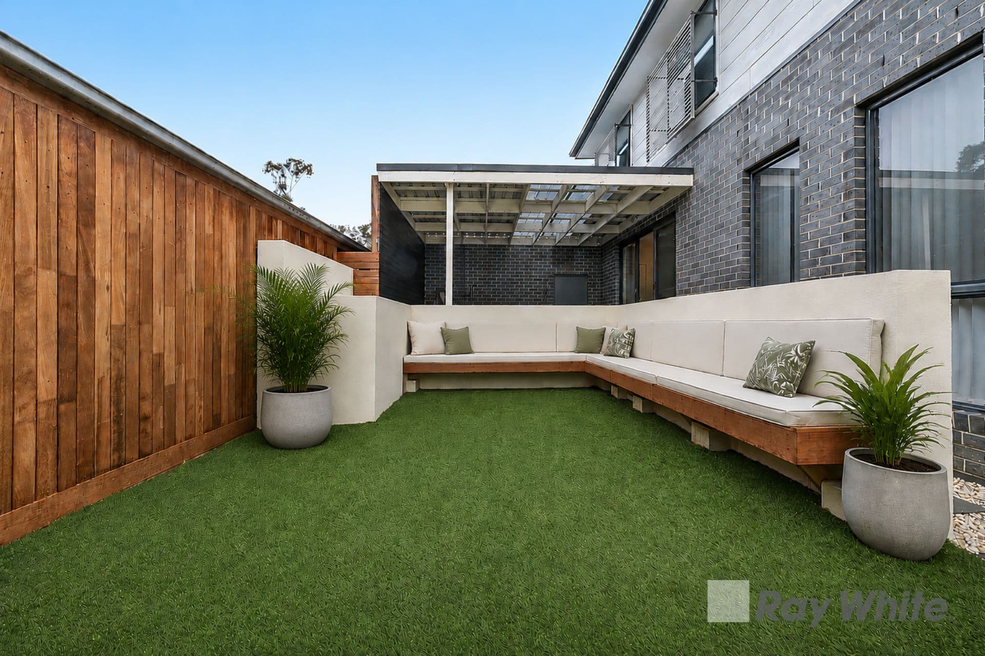 1/34 Garside Street, Dandenong VIC 3175, Dandenong - Thumbnail 2