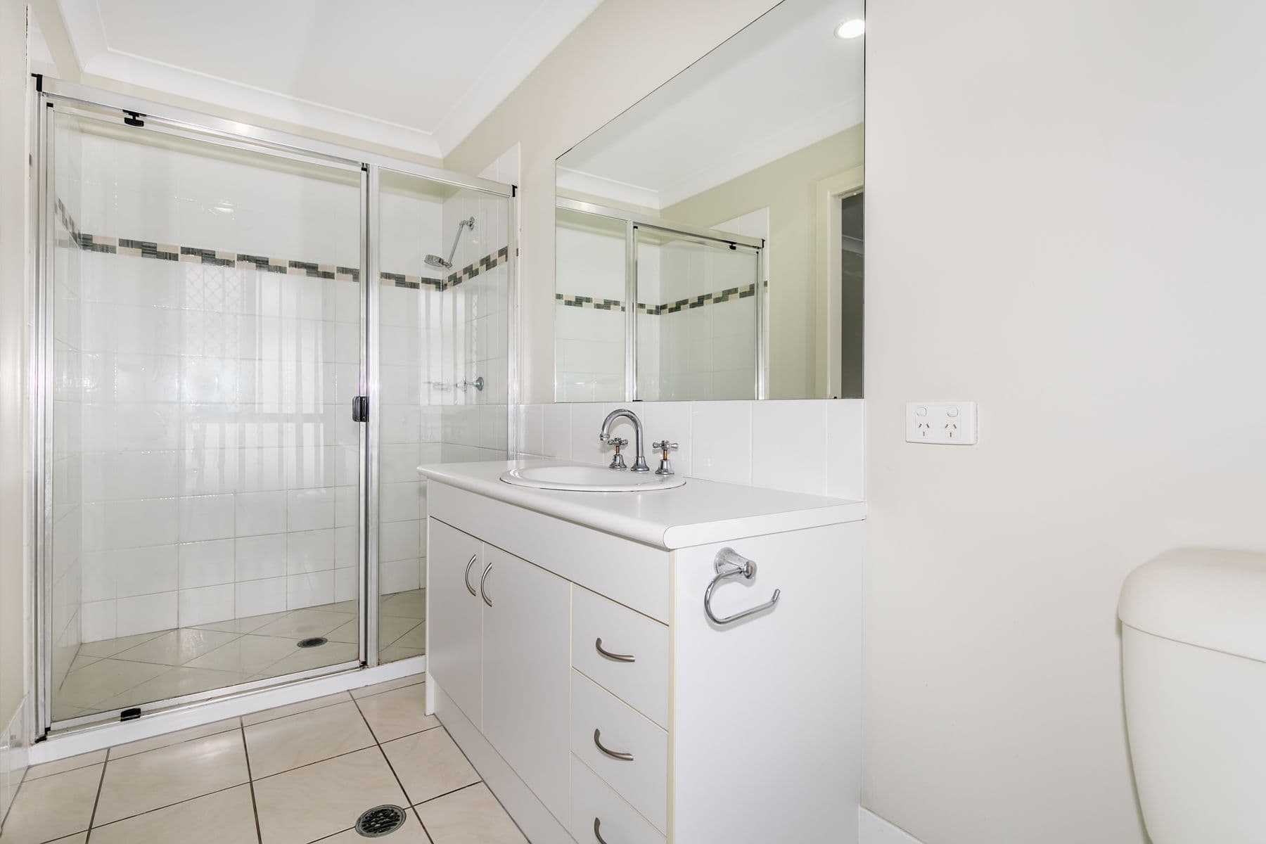 11 Lake Wivenhoe Court, Logan Reserve QLD 4133, Logan Reserve - Thumbnail 6