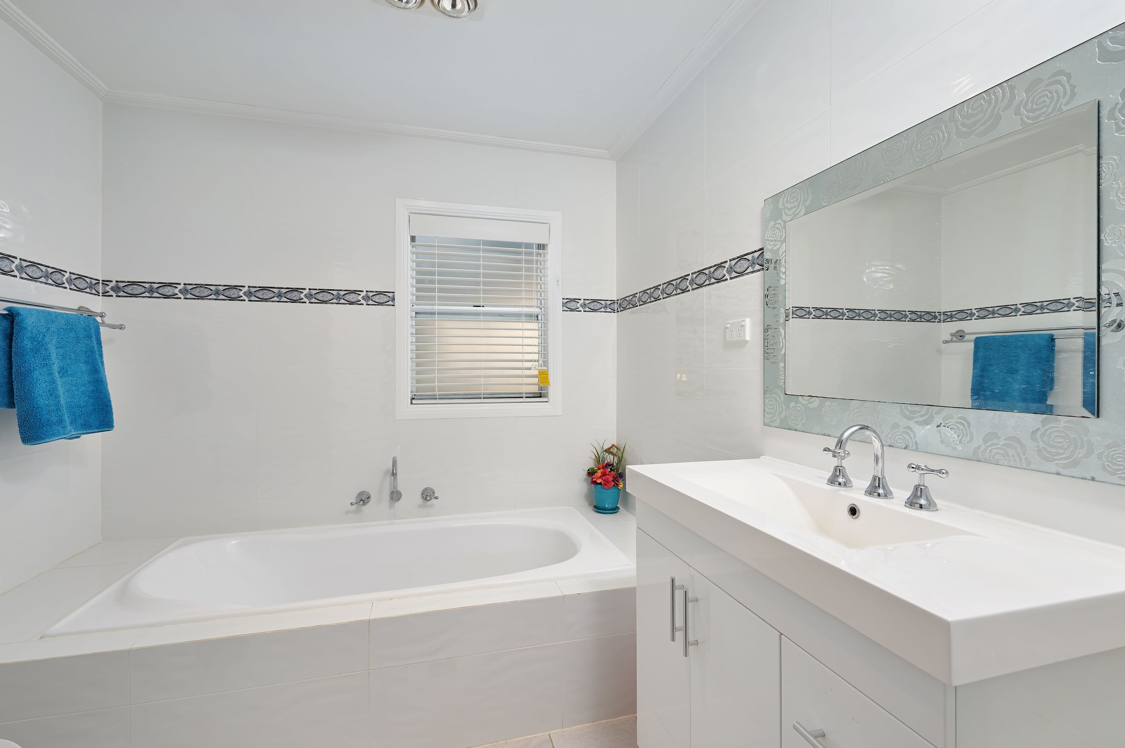 29 Dalley Street, Junee - Thumbnail 8