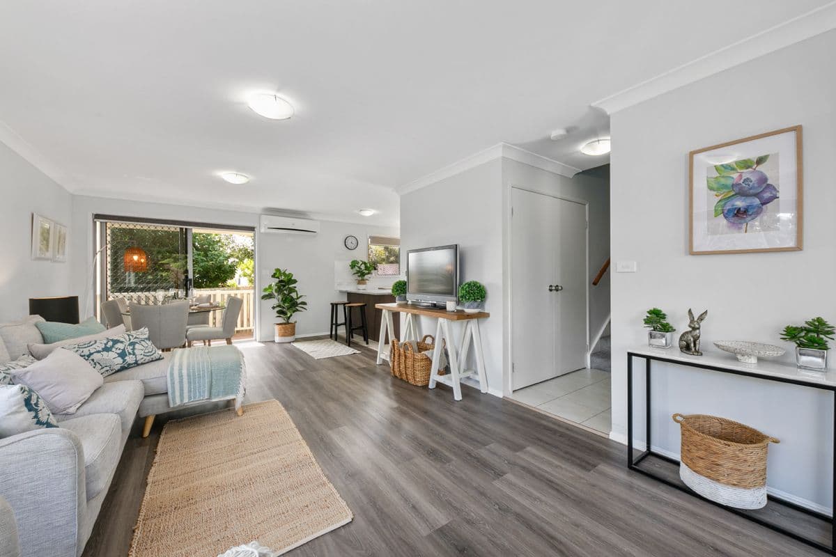 47 Gladstone Road, Sadliers Crossing QLD 4305, Sadliers Crossing - Thumbnail 2