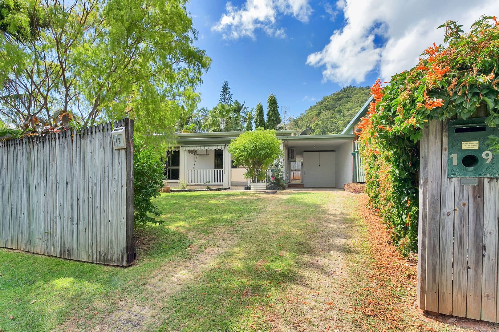 19 Talasea Street, Trinity Beach QLD 4879, Trinity Beach - Thumbnail 2