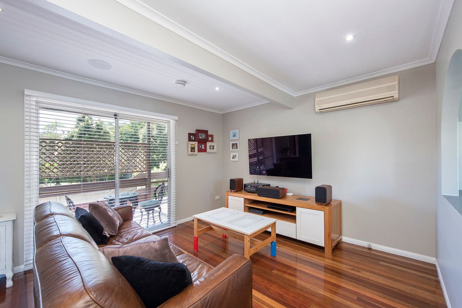 53 Henty Street, Woodridge QLD 4114, Woodridge - Thumbnail 4