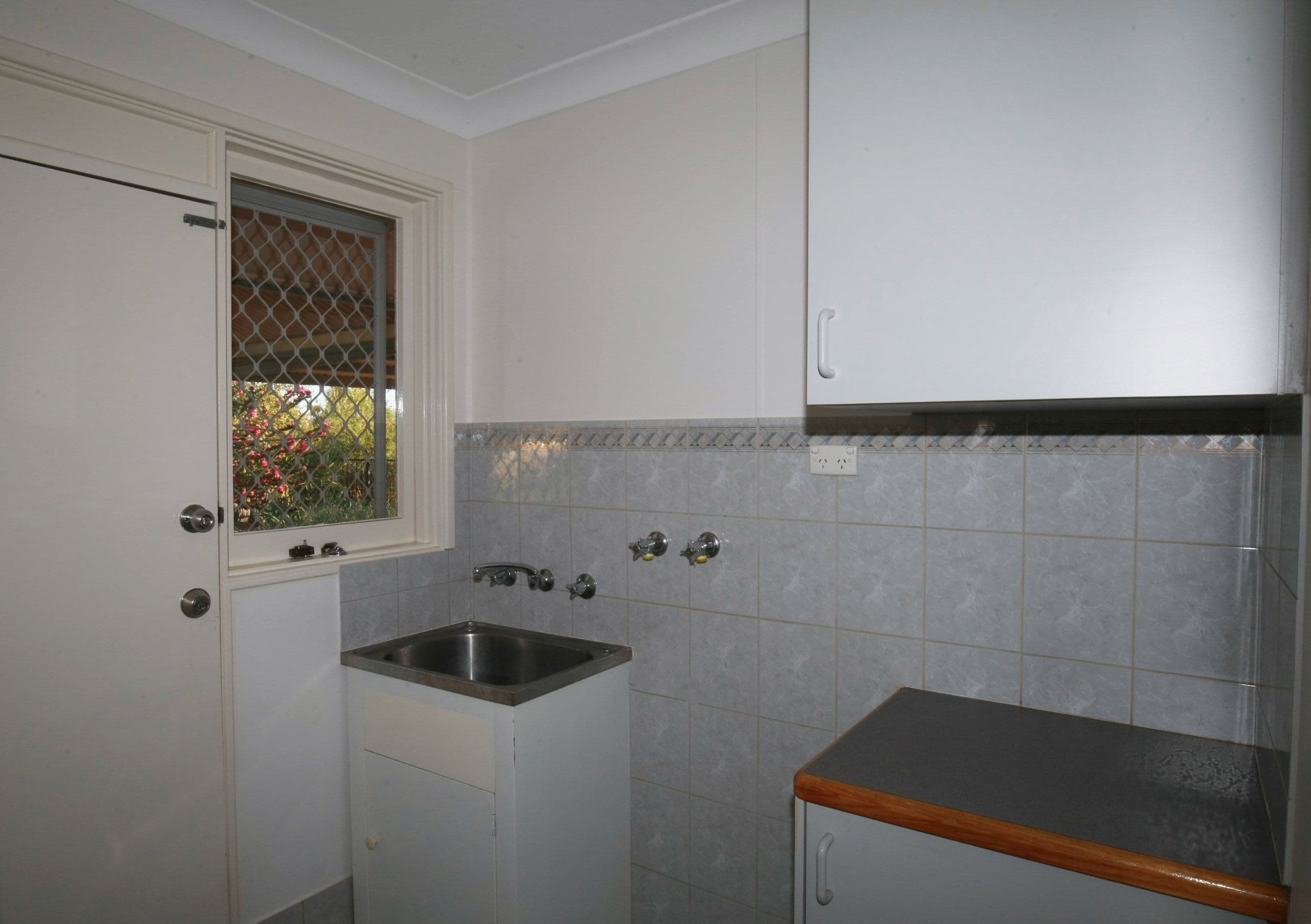 17 Yule Crescent, Dampier WA 6713, Dampier - Thumbnail 7
