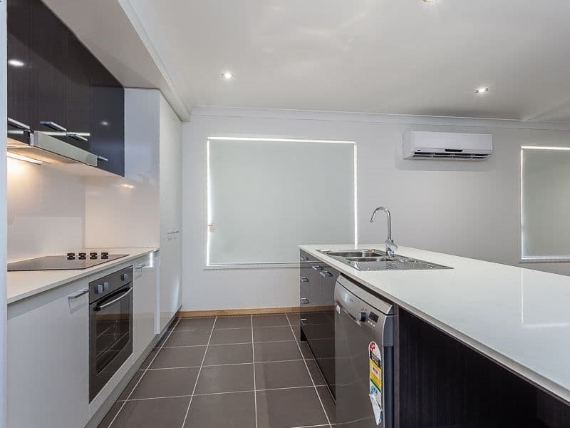 58 Mapleton Drive, North Lakes QLD 4509, North Lakes - Thumbnail 2