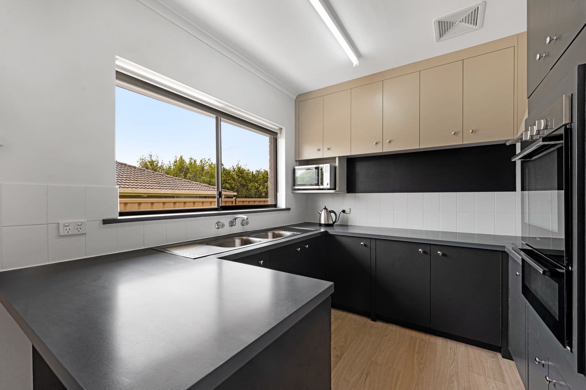 2/115 Sturt Street, Mount Gambier SA 5290, Mount Gambier - Thumbnail 5