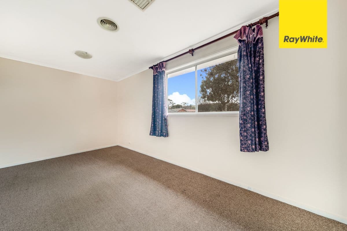 8 Becke Place, Garran ACT 2605, Garran - Thumbnail 8
