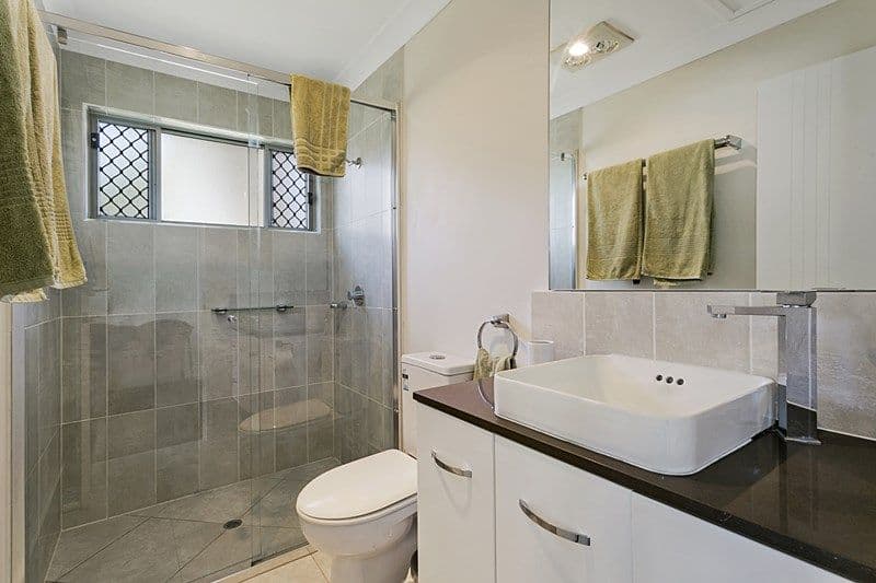 18 Young Street, Milton QLD 4064, Milton - Thumbnail 3