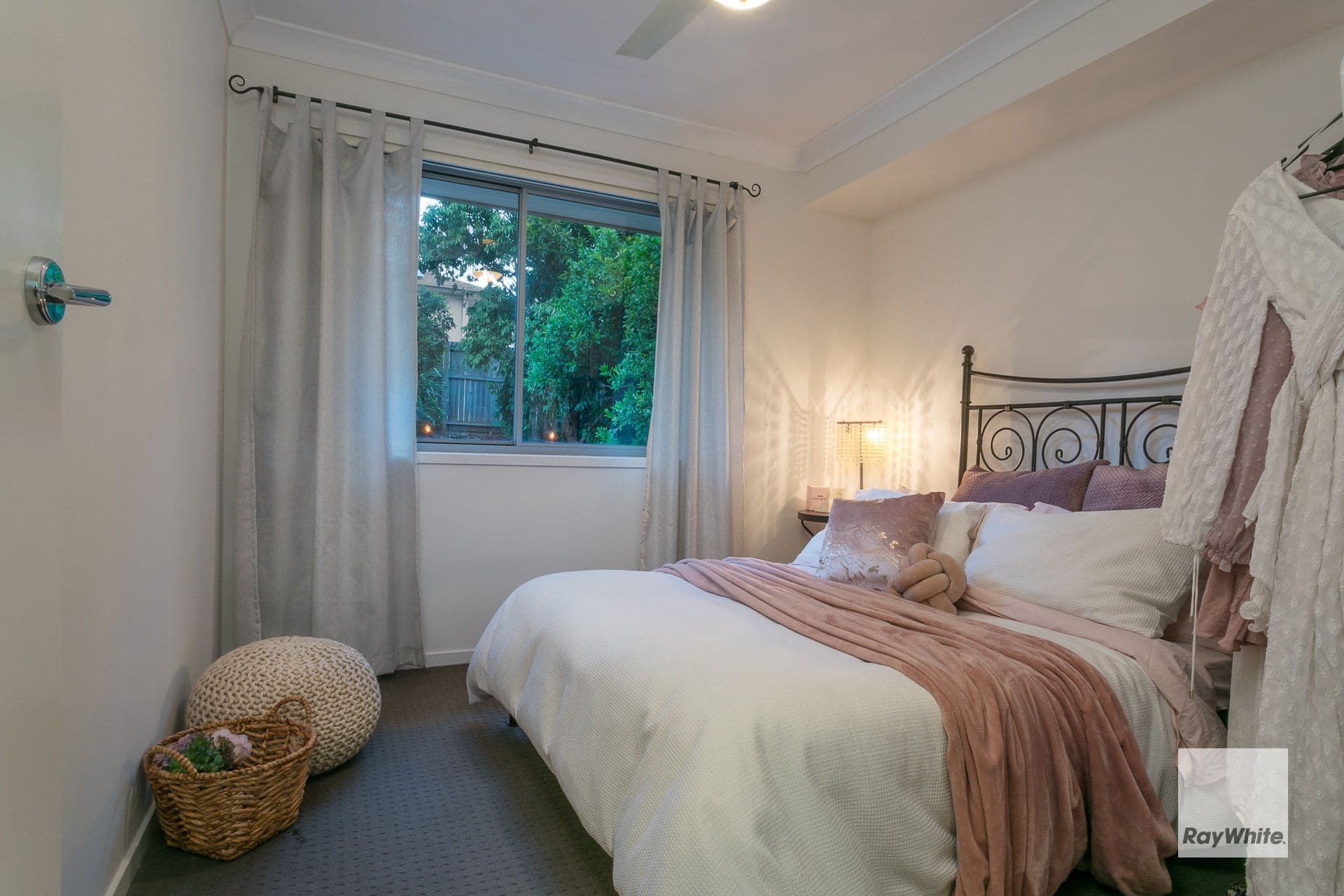 13 Keswick Place, Redland Bay QLD 4165, Redland Bay - Thumbnail 5