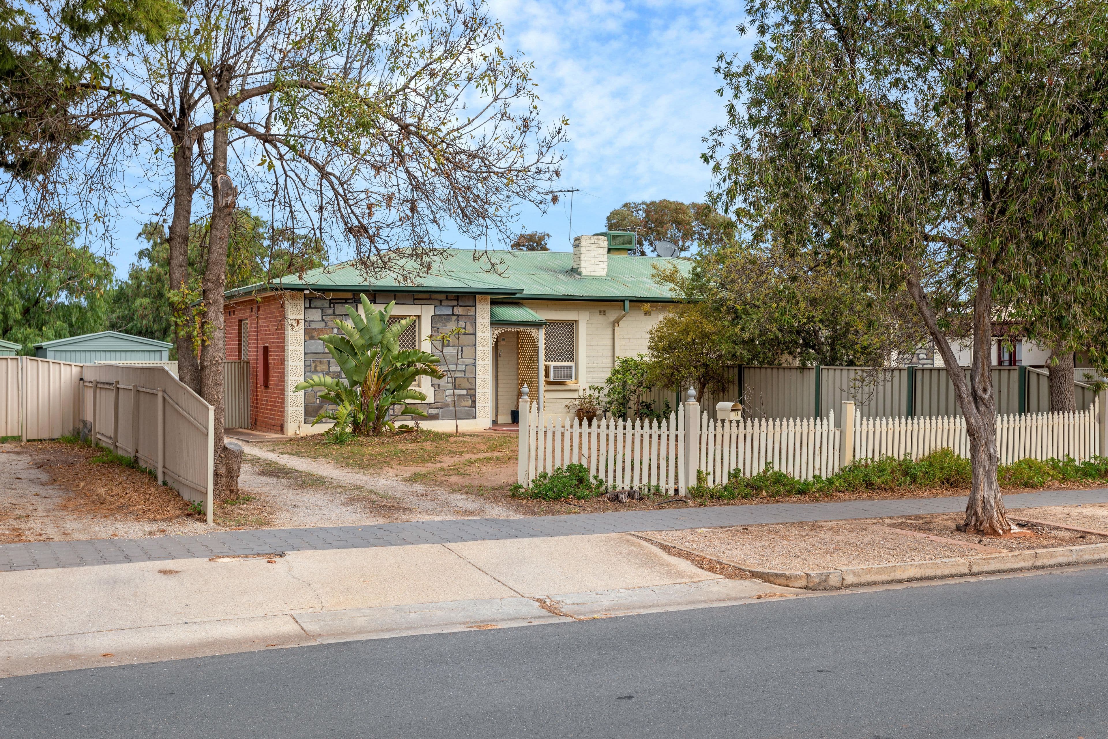17 Heywood Street, Elizabeth North SA 5113, Elizabeth North - Image 1