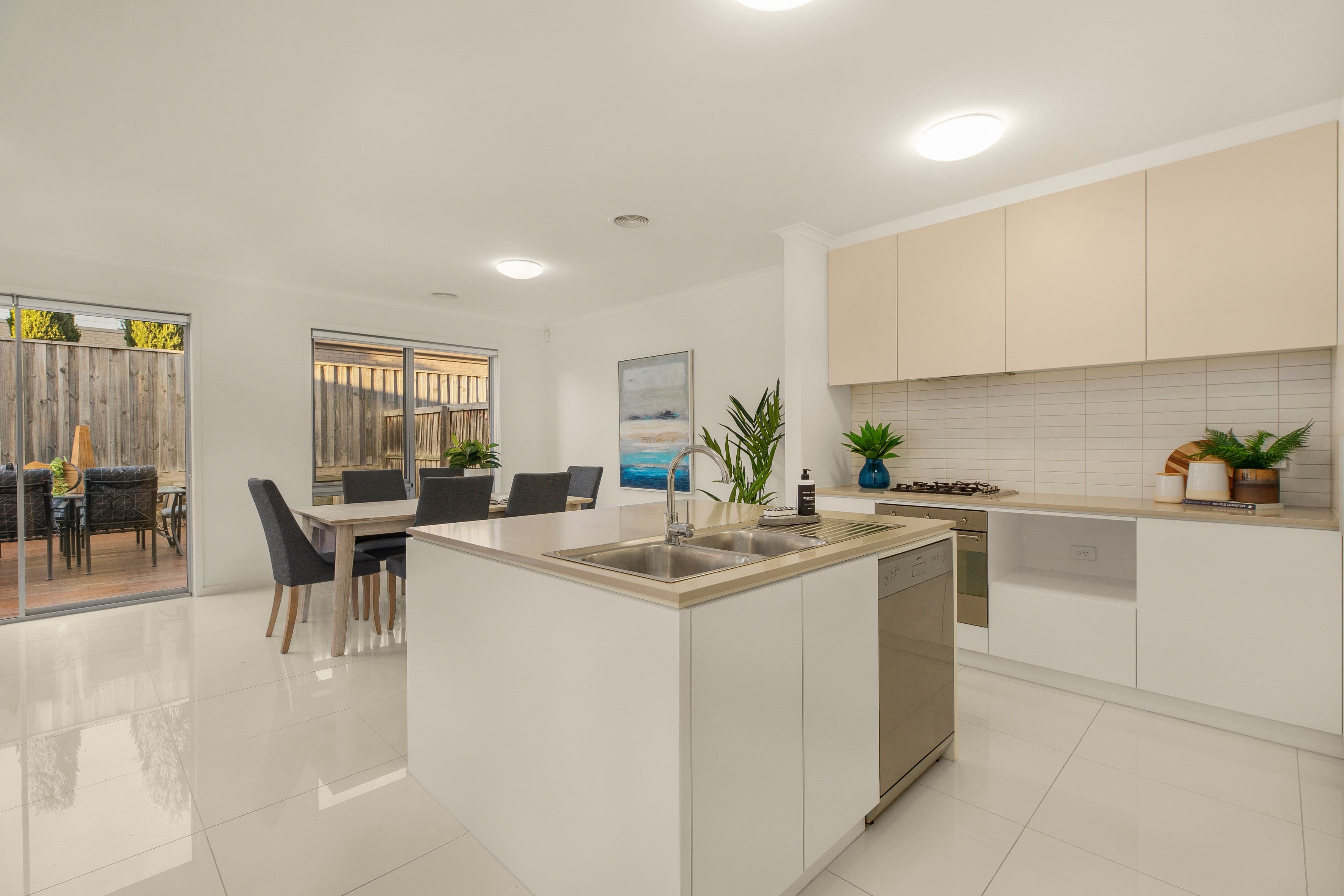 19 Beaconsfield Road, Mulgrave VIC 3170, Mulgrave - Thumbnail 2