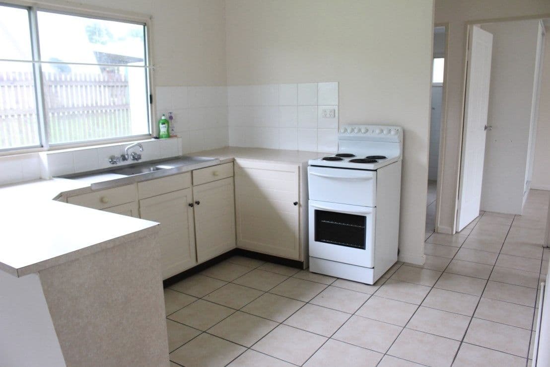 24 Maralyn Avenue, Grasstree Beach QLD 4740, Grasstree Beach - Thumbnail 4
