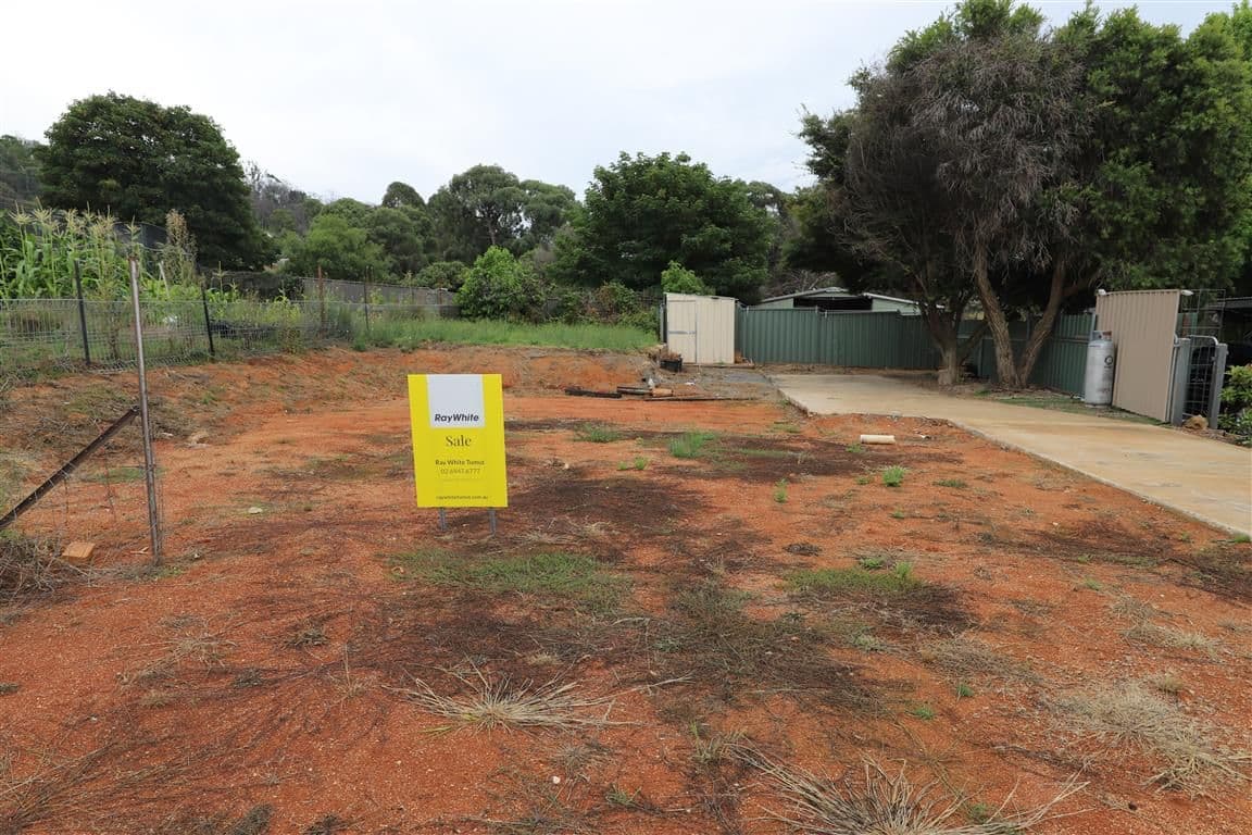 2 Pioneer Street, Batlow NSW 2730, Batlow - Thumbnail 2