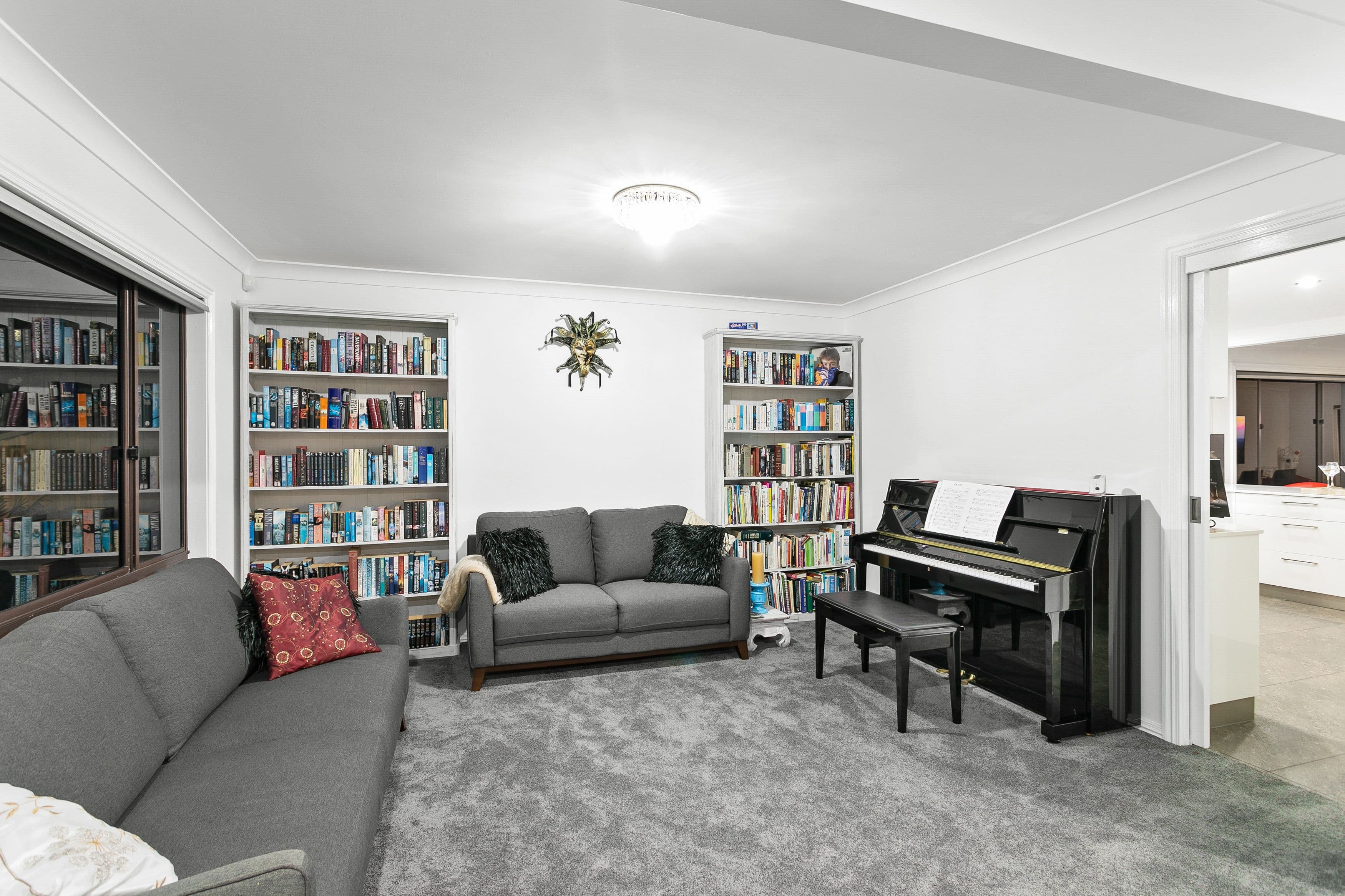 19 Resolute Court, Newport QLD 4020, Newport - Thumbnail 7