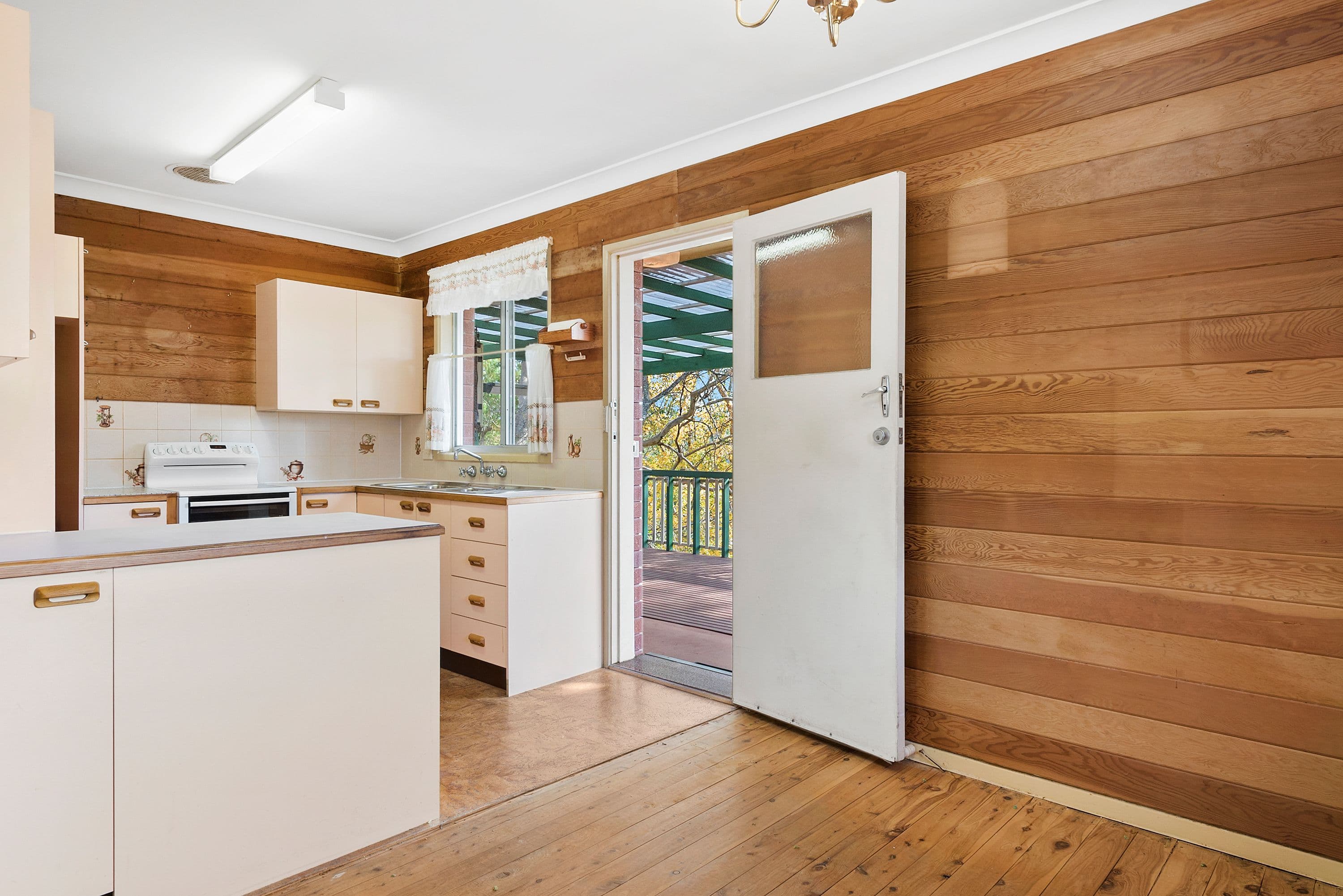 21 Waddell Crescent, Hornsby Heights - Thumbnail 5