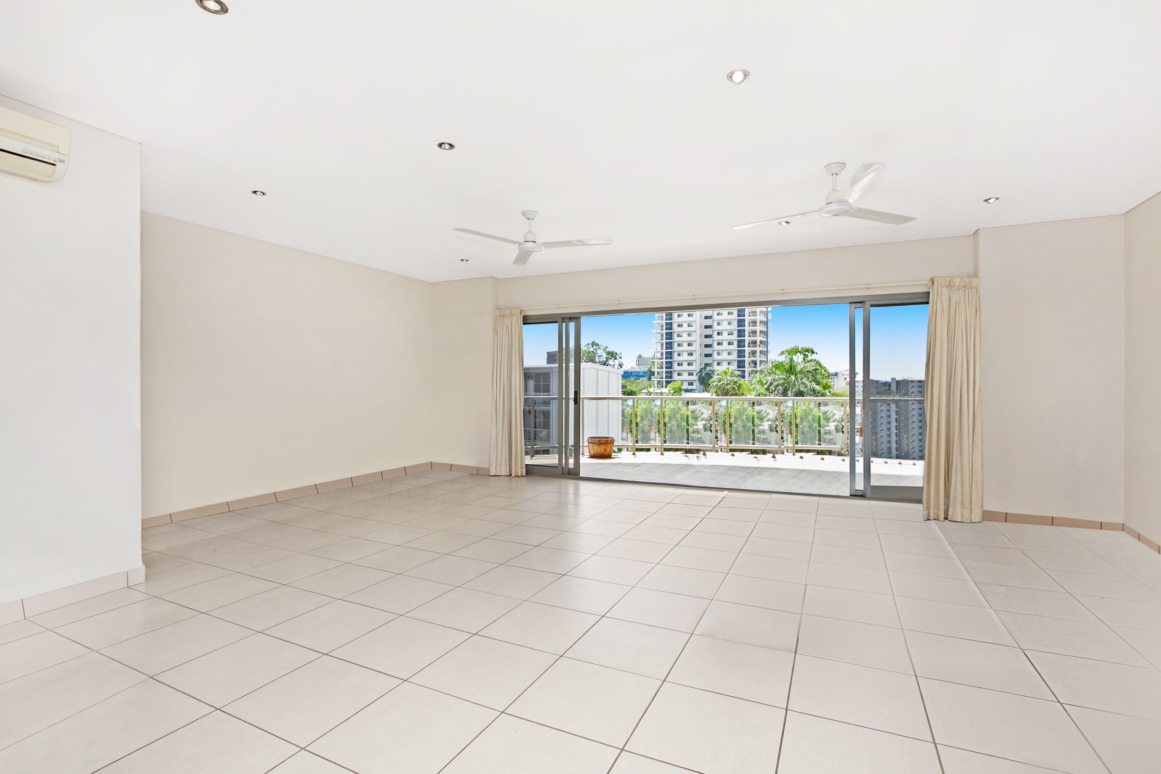 6/44 McLachlan Street, Darwin NT 0800, Darwin - Thumbnail 5