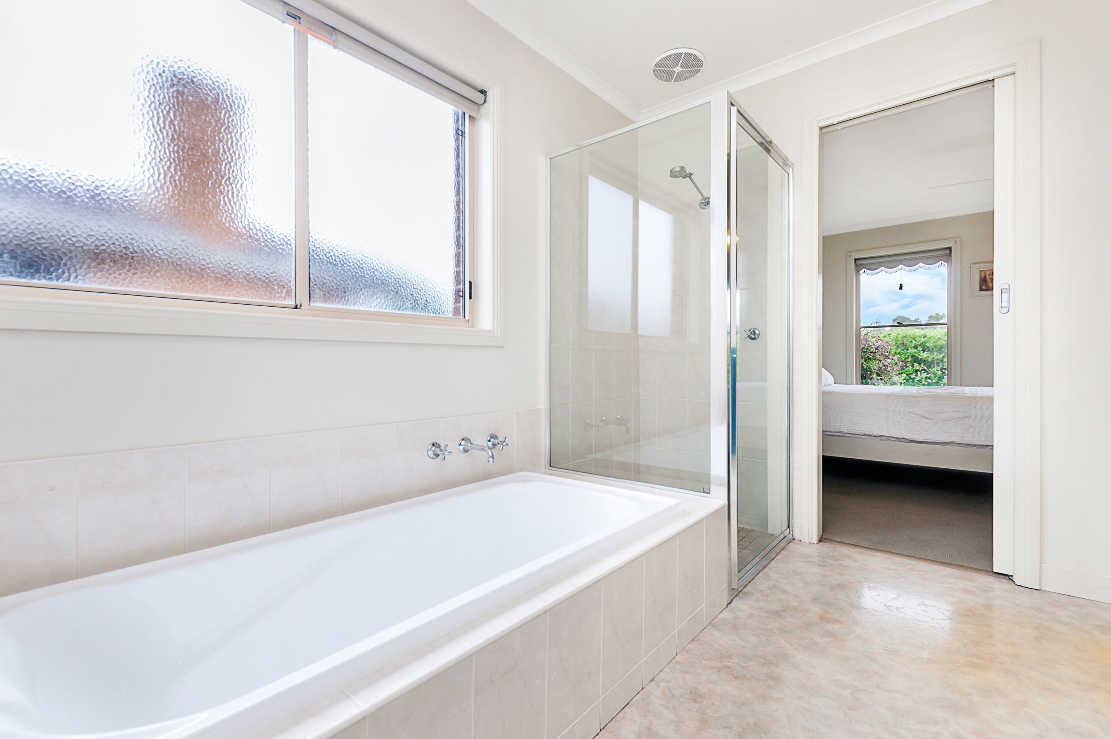 121 Raglan Parade, Warrnambool VIC 3280, Warrnambool - Thumbnail 6