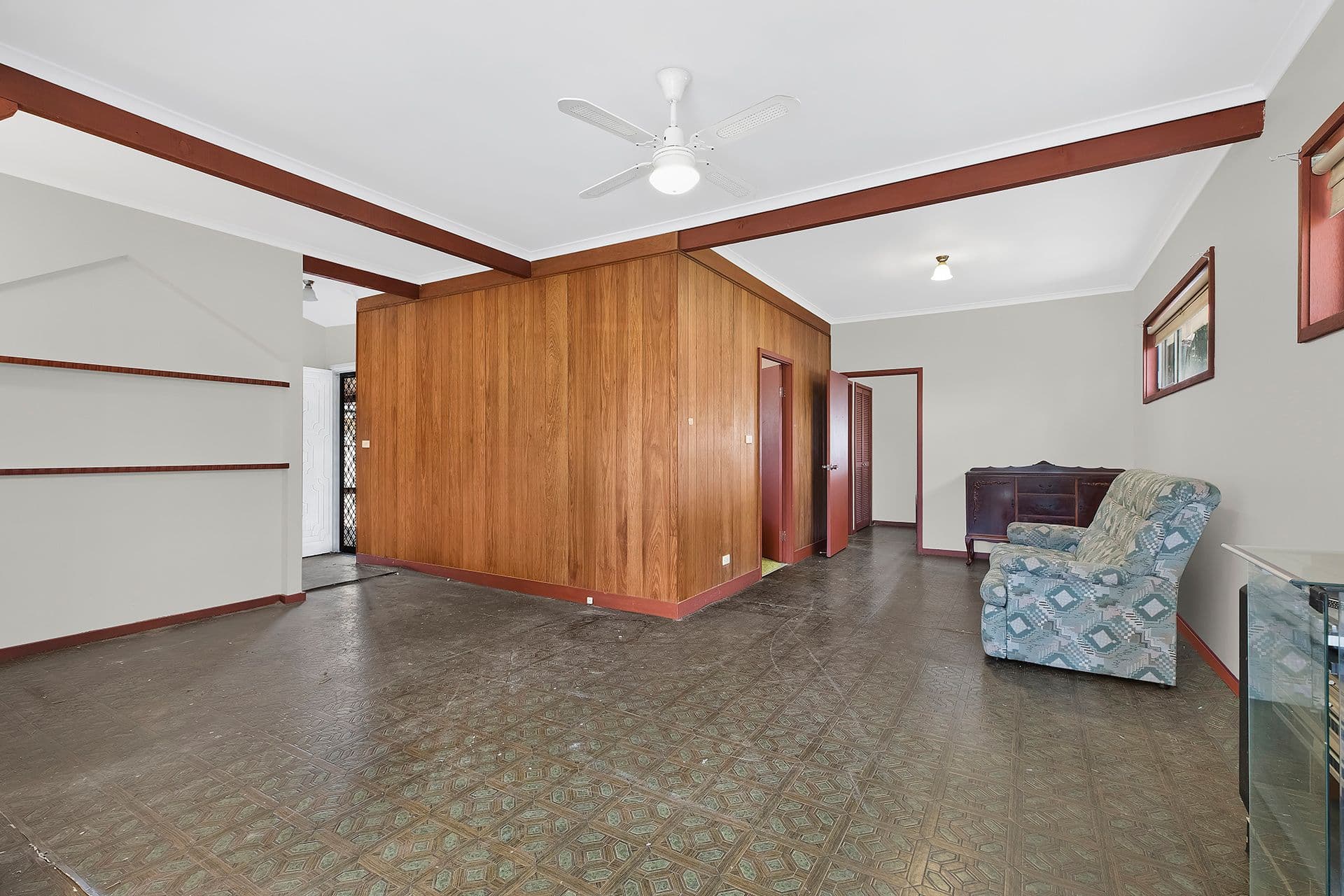135 Wyong Road, Killarney Vale - Thumbnail 2