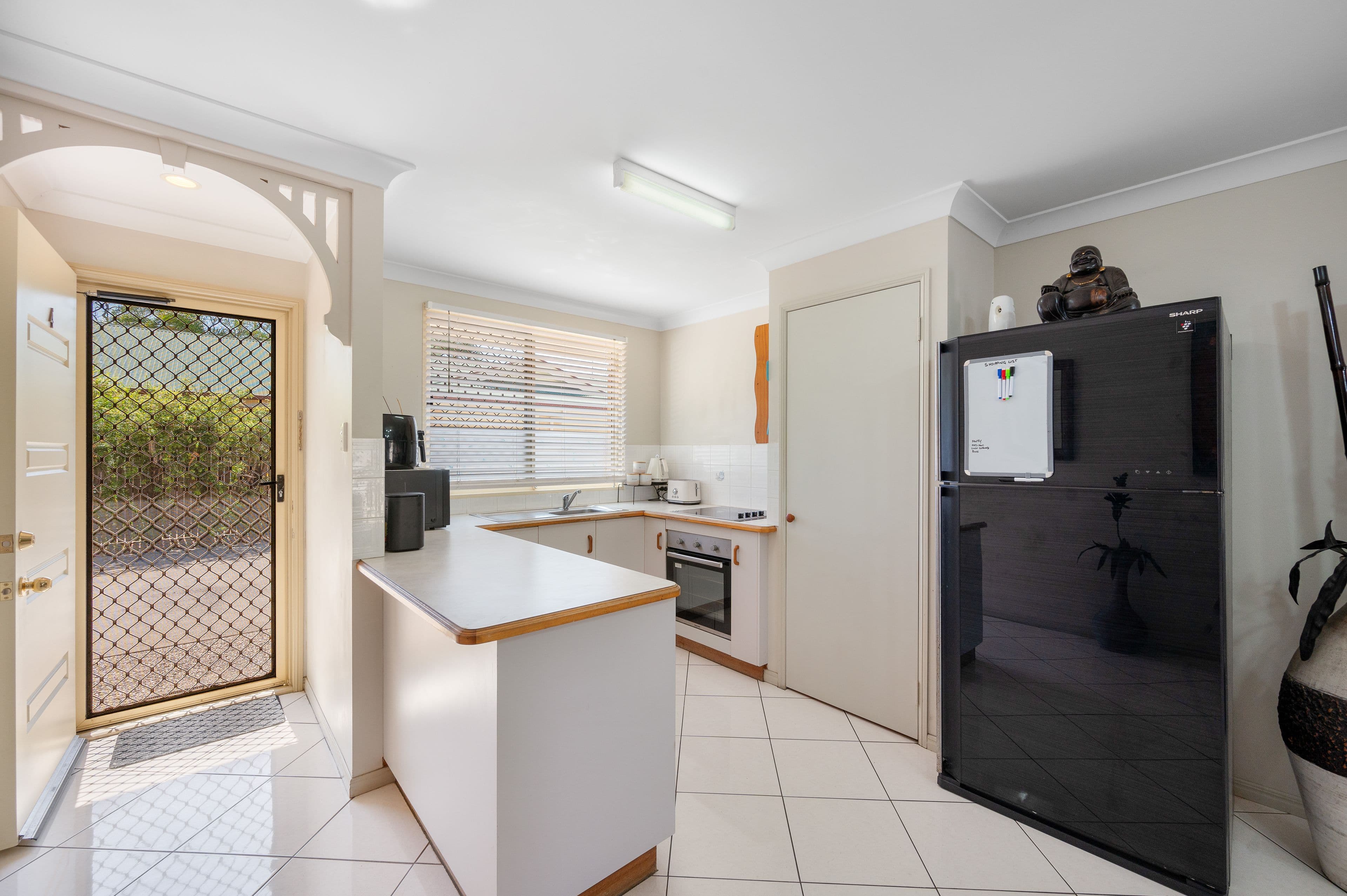 21 Shaw Street, New Auckland QLD 4680, New Auckland - Thumbnail 3