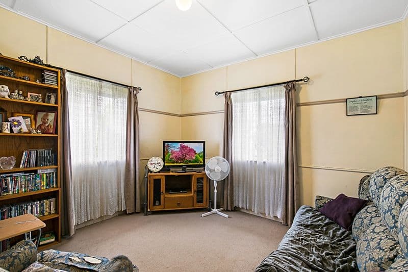 4 Underwood Crescent, Harristown QLD 4350, Harristown - Thumbnail 6